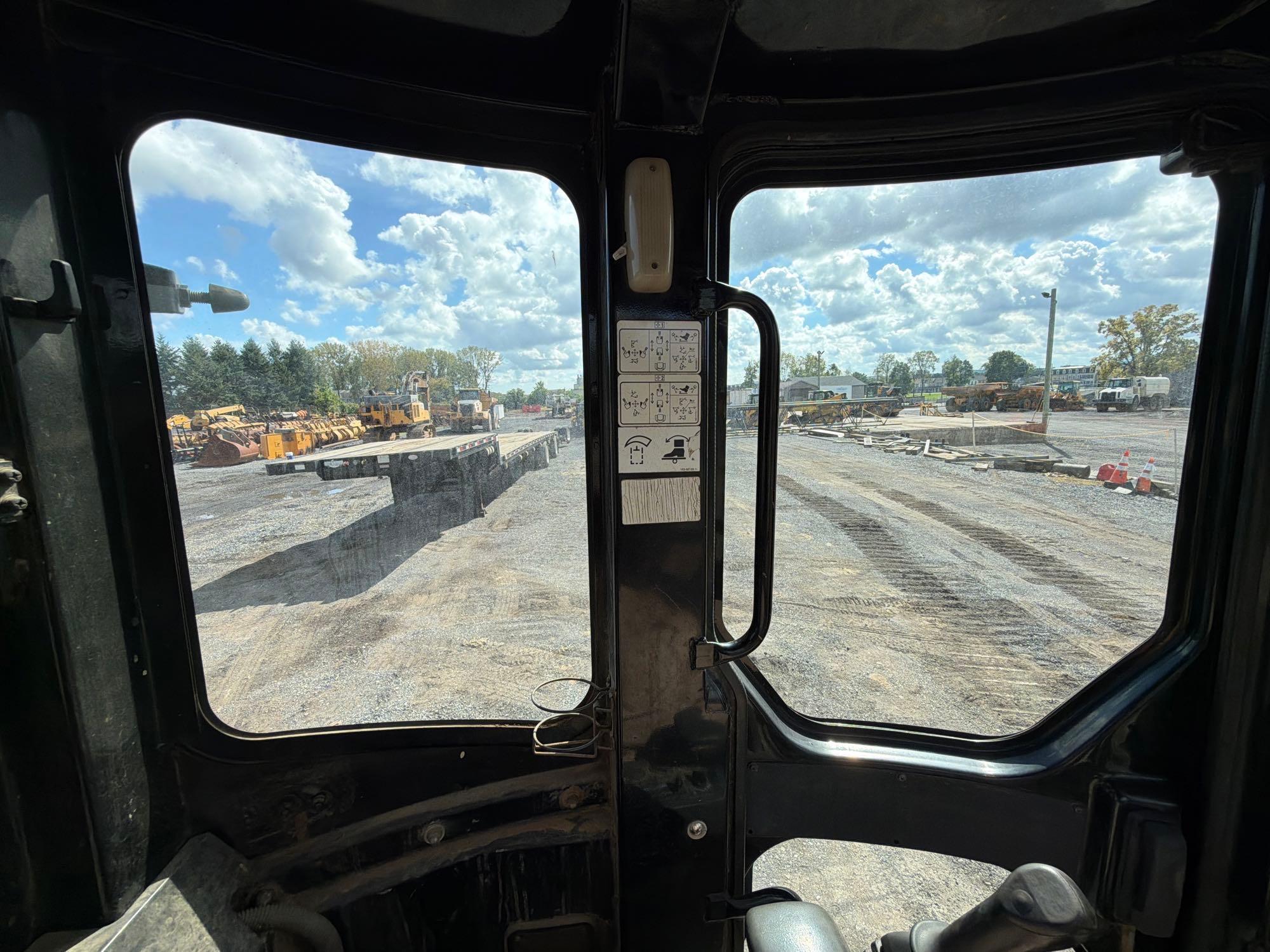 2005 Caterpillar 304