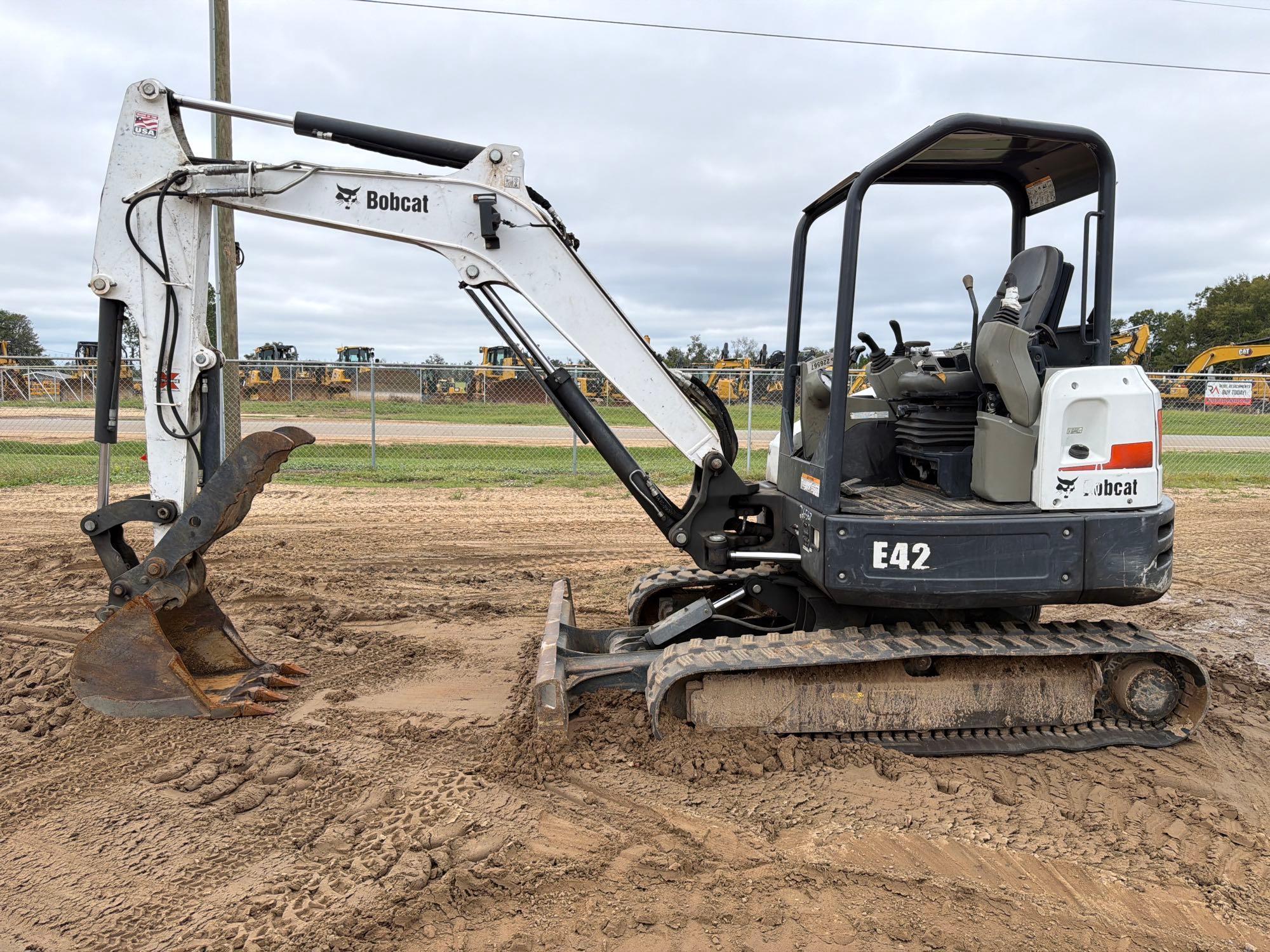 2019 Bobcat E42
