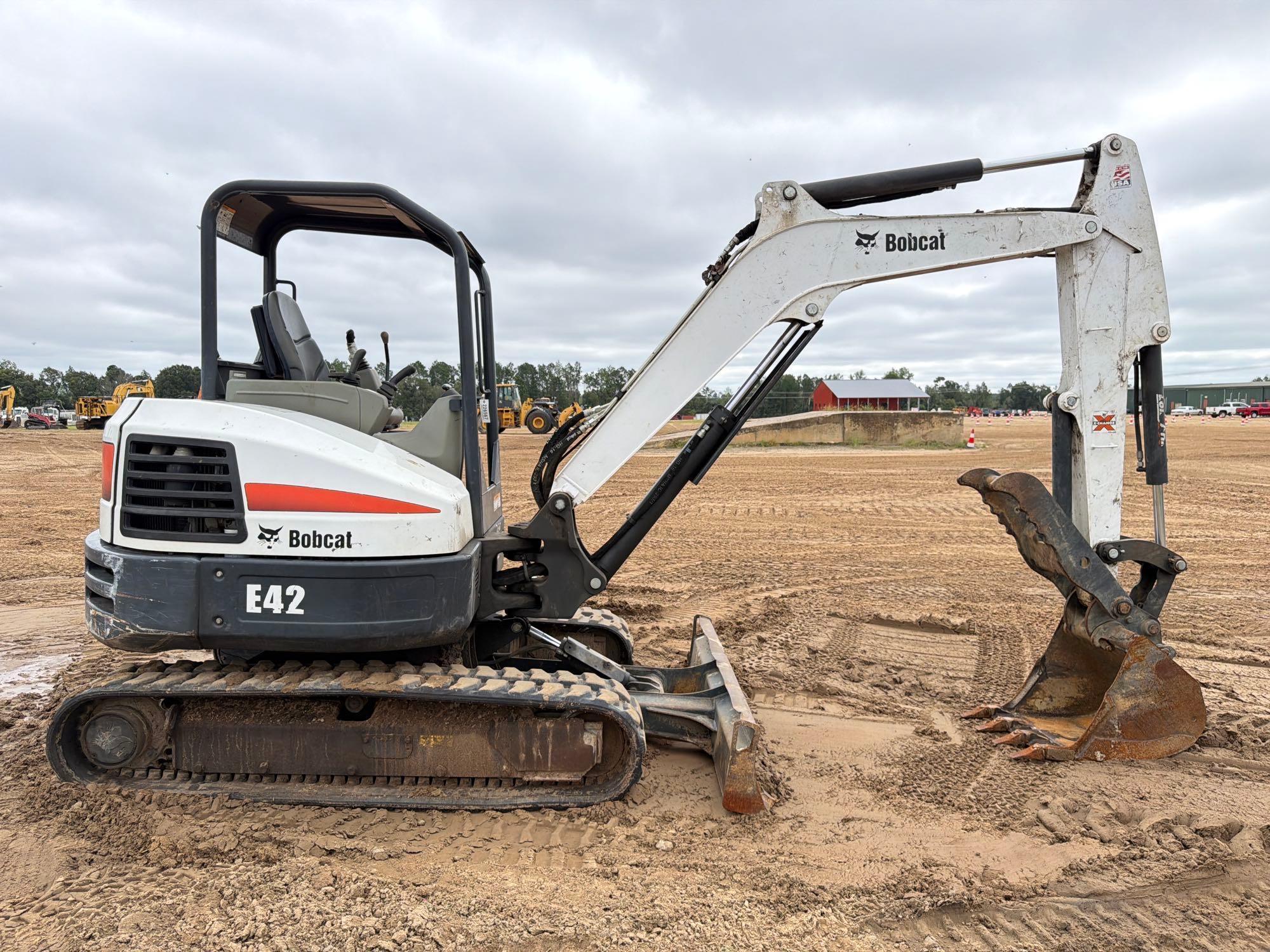 2019 Bobcat E42