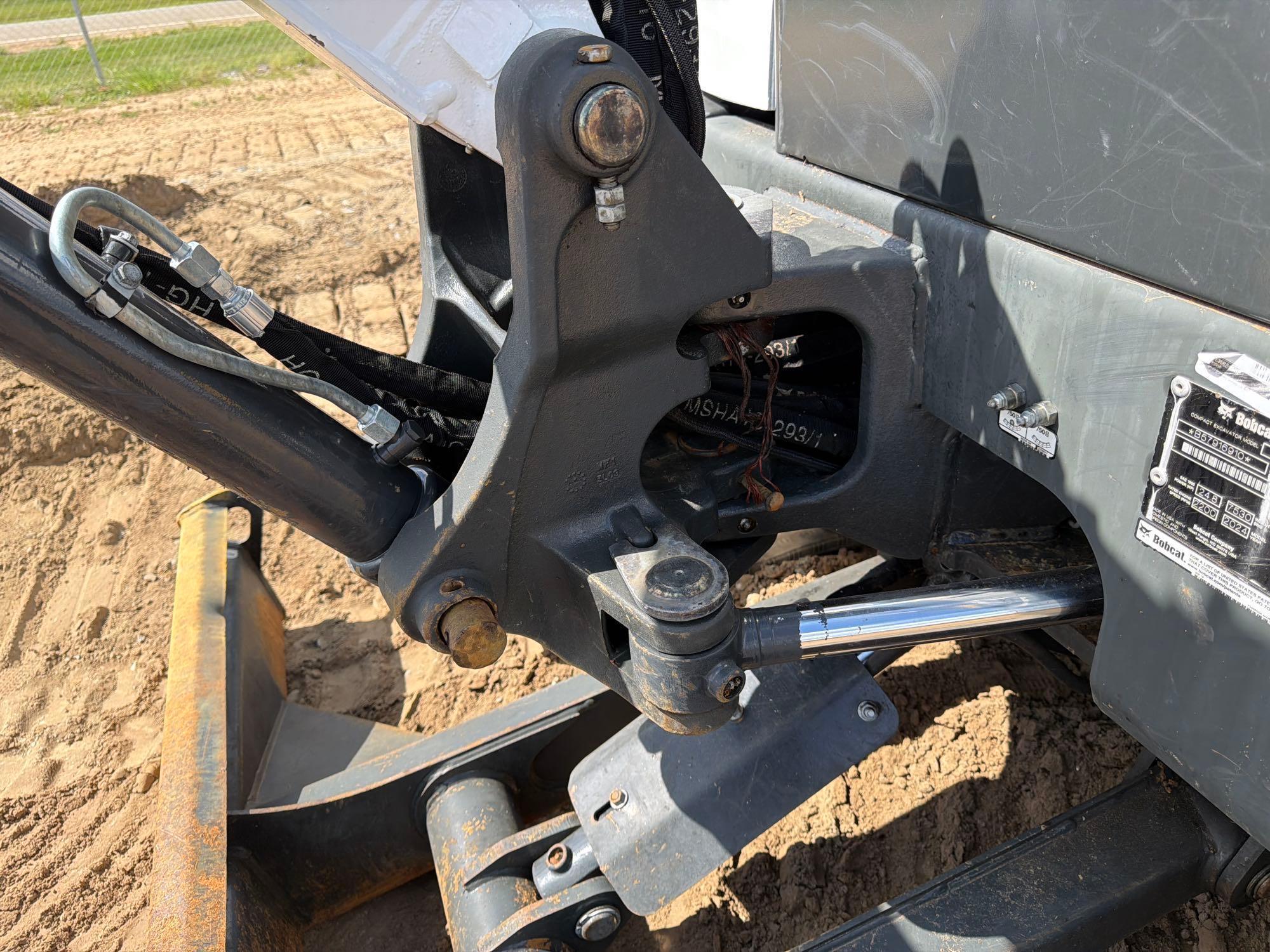 2024 Bobcat E35