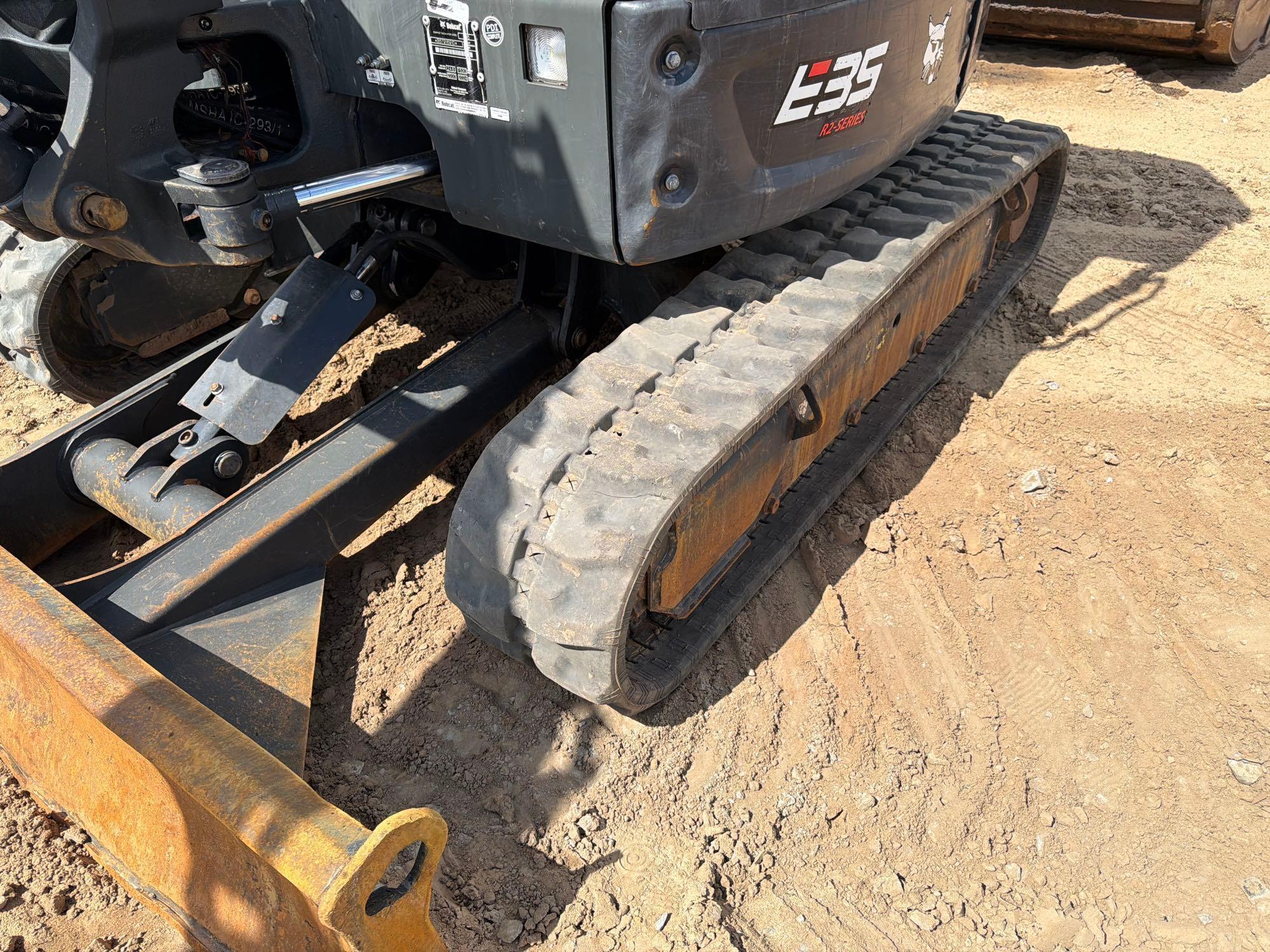 2024 Bobcat E35