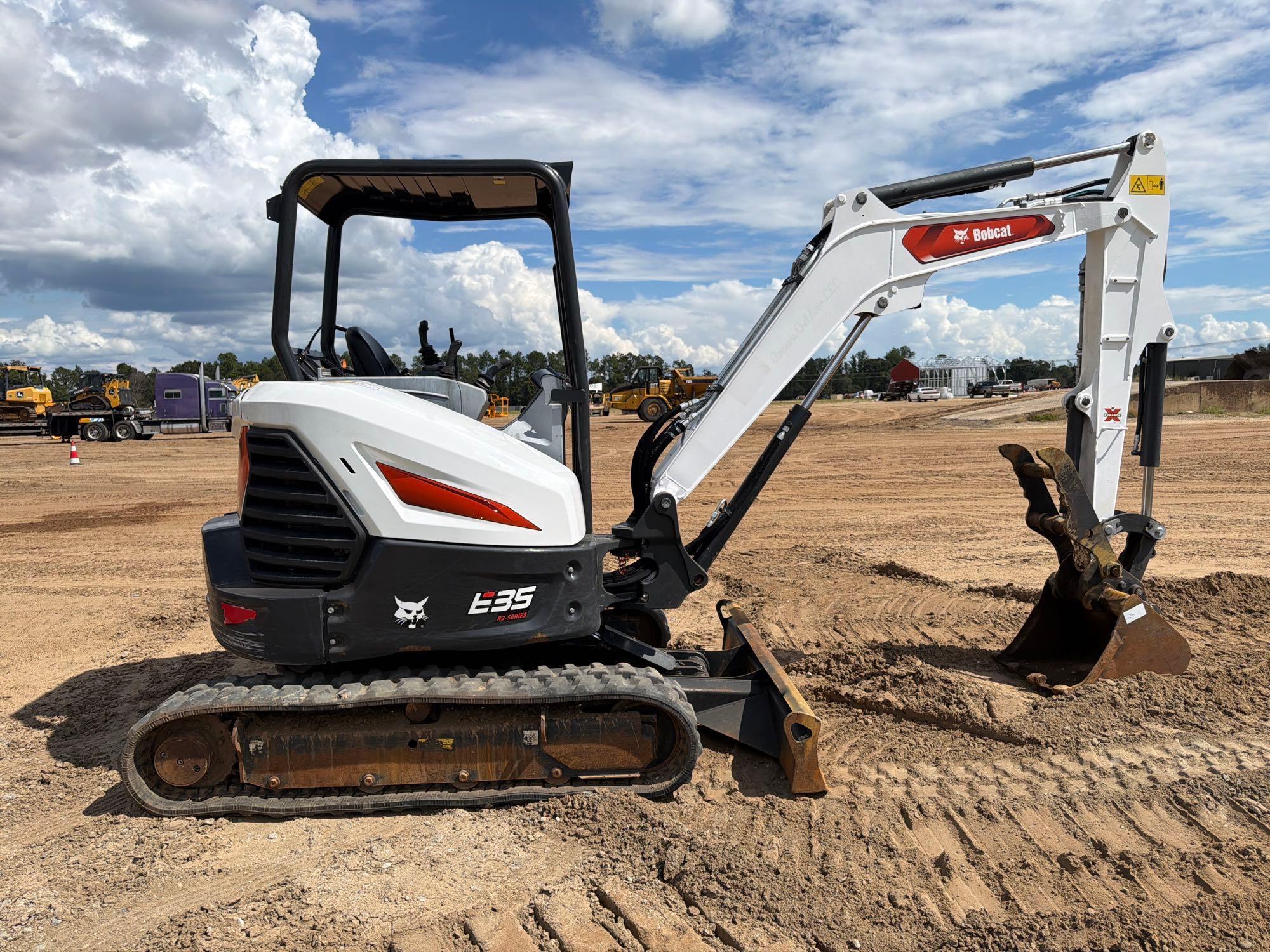 2024 Bobcat E35