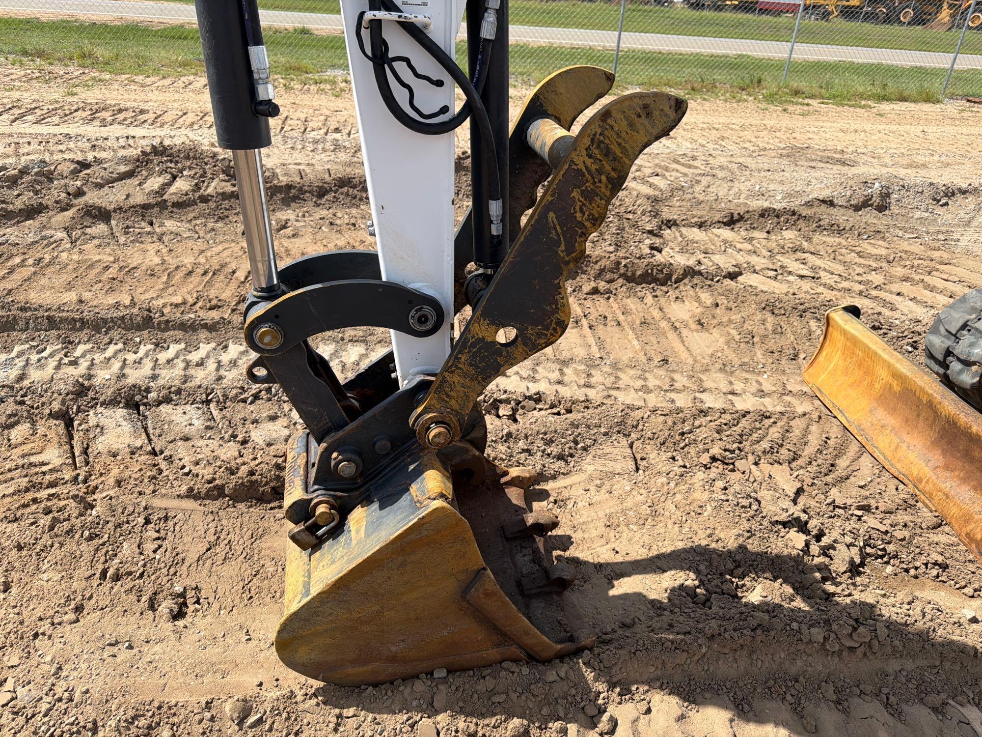2024 Bobcat E35