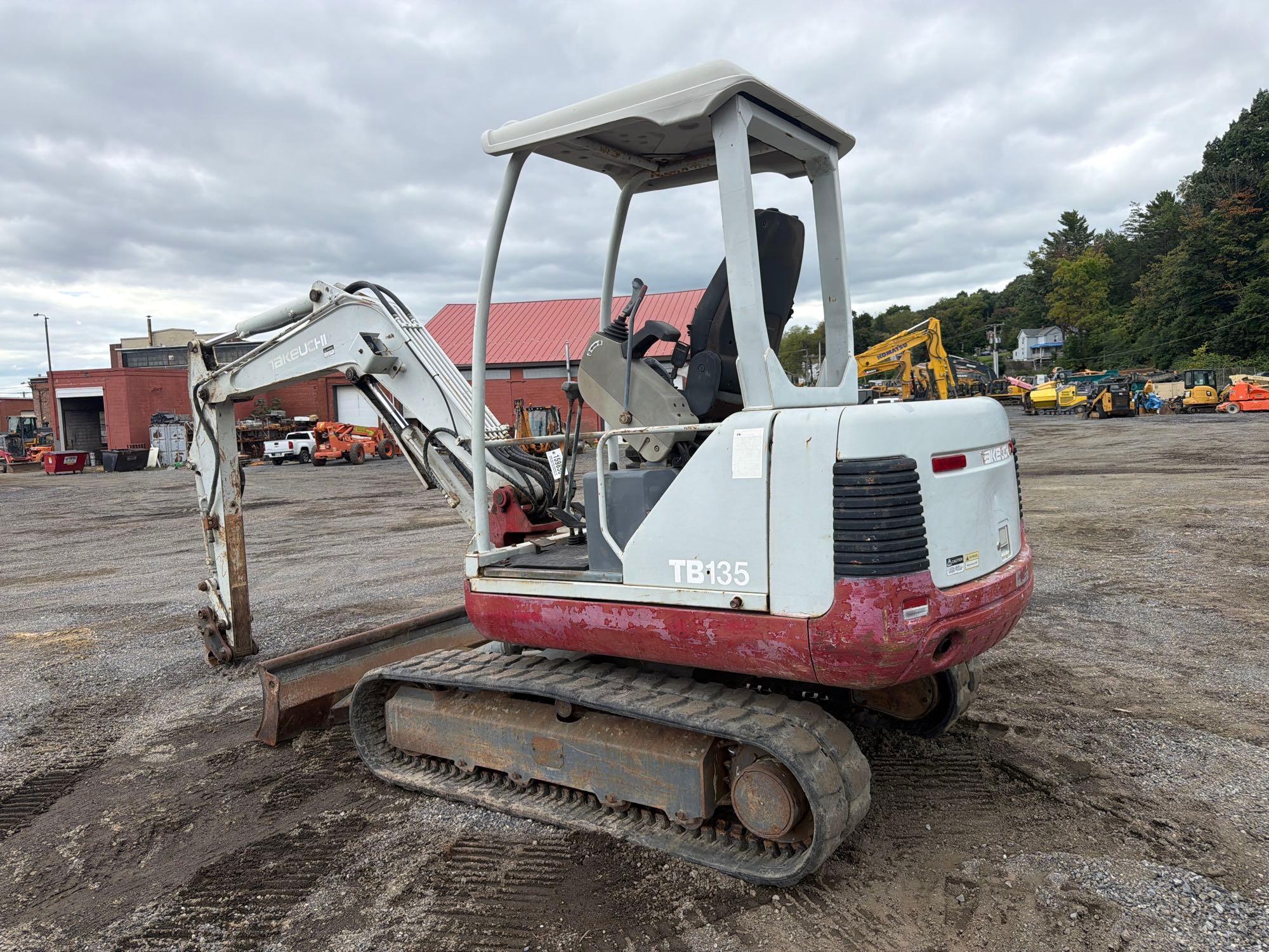 Takeuchi TB-135