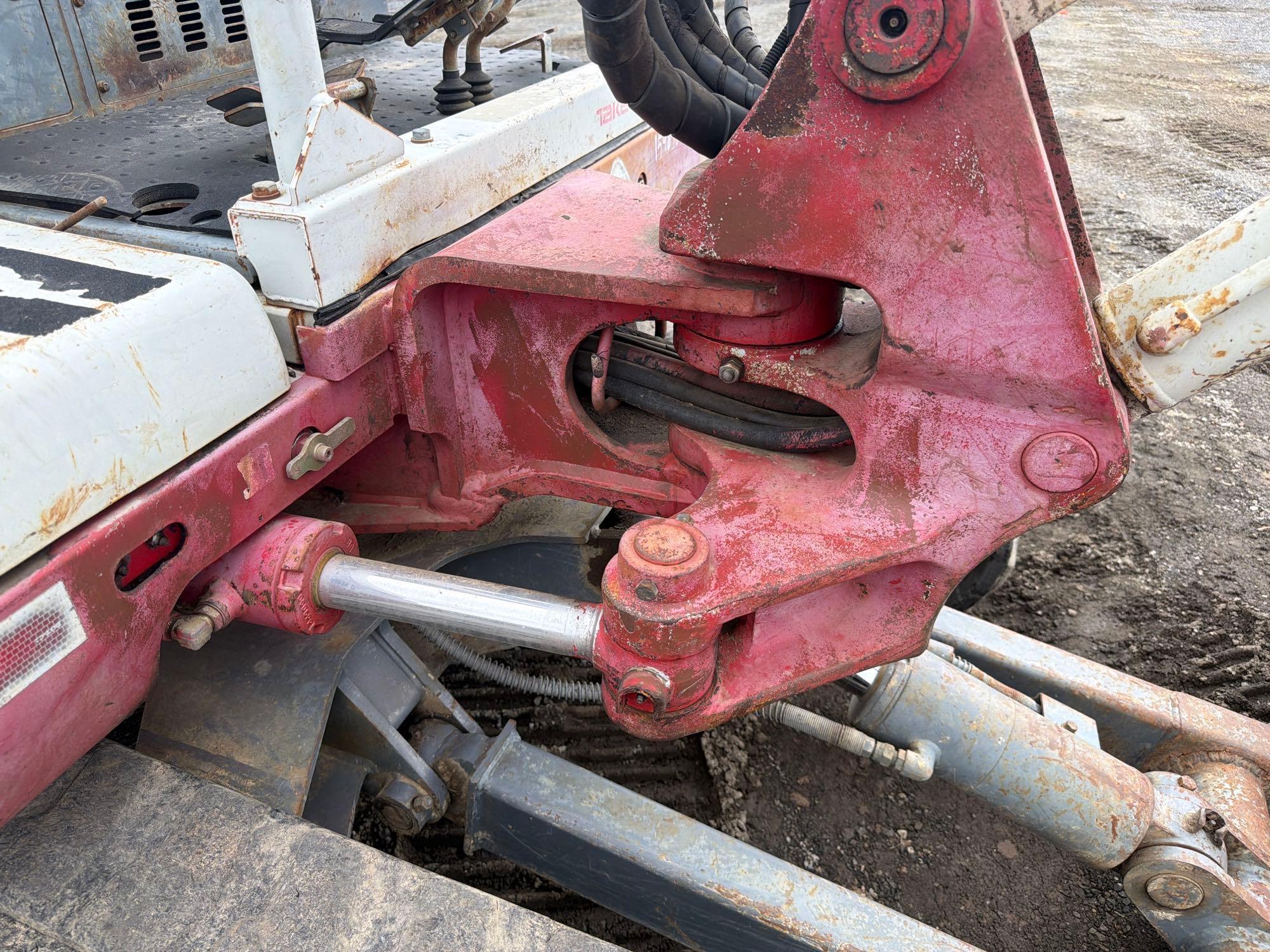 Takeuchi TB-135