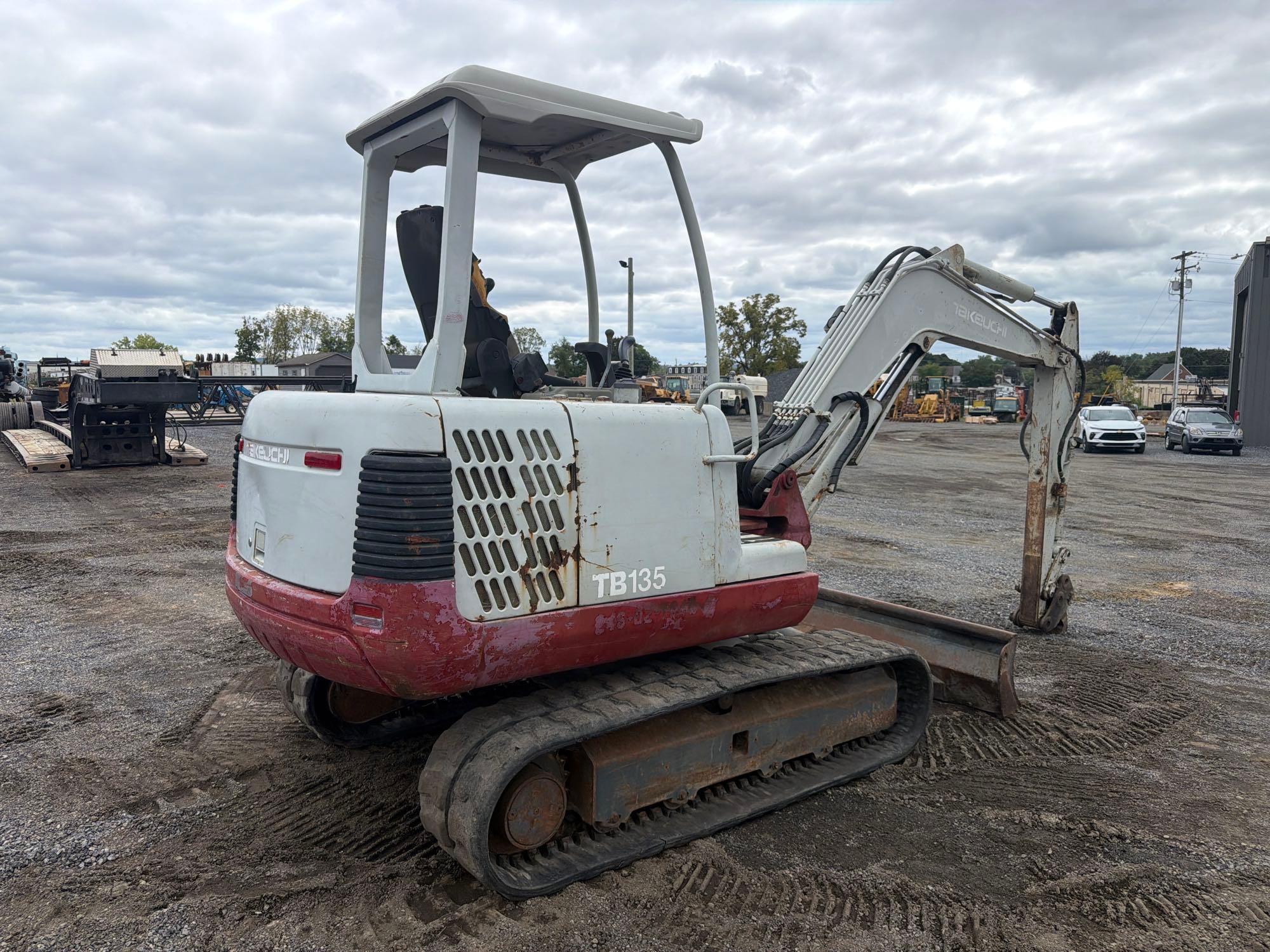 Takeuchi TB-135