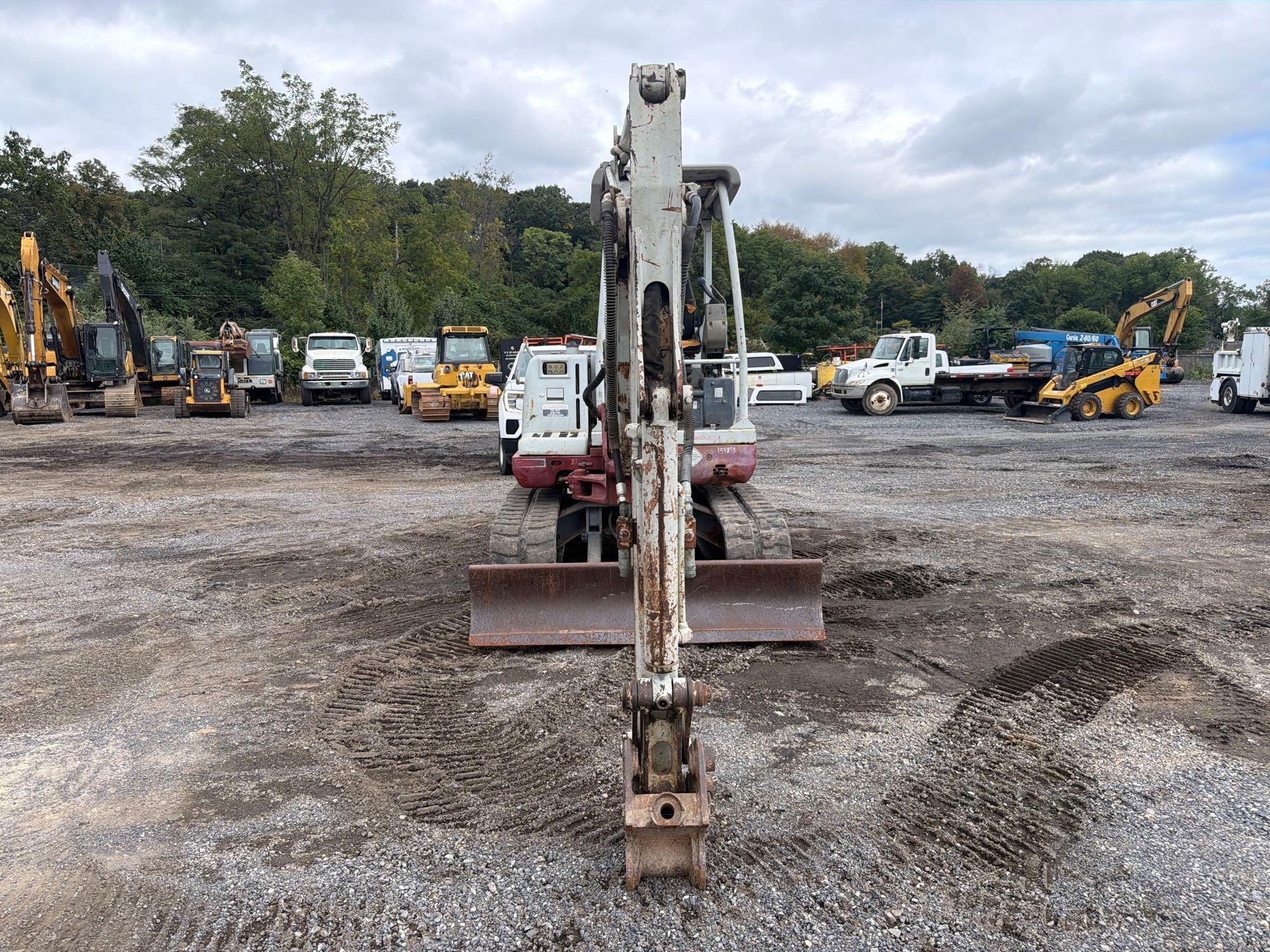 Takeuchi TB-135