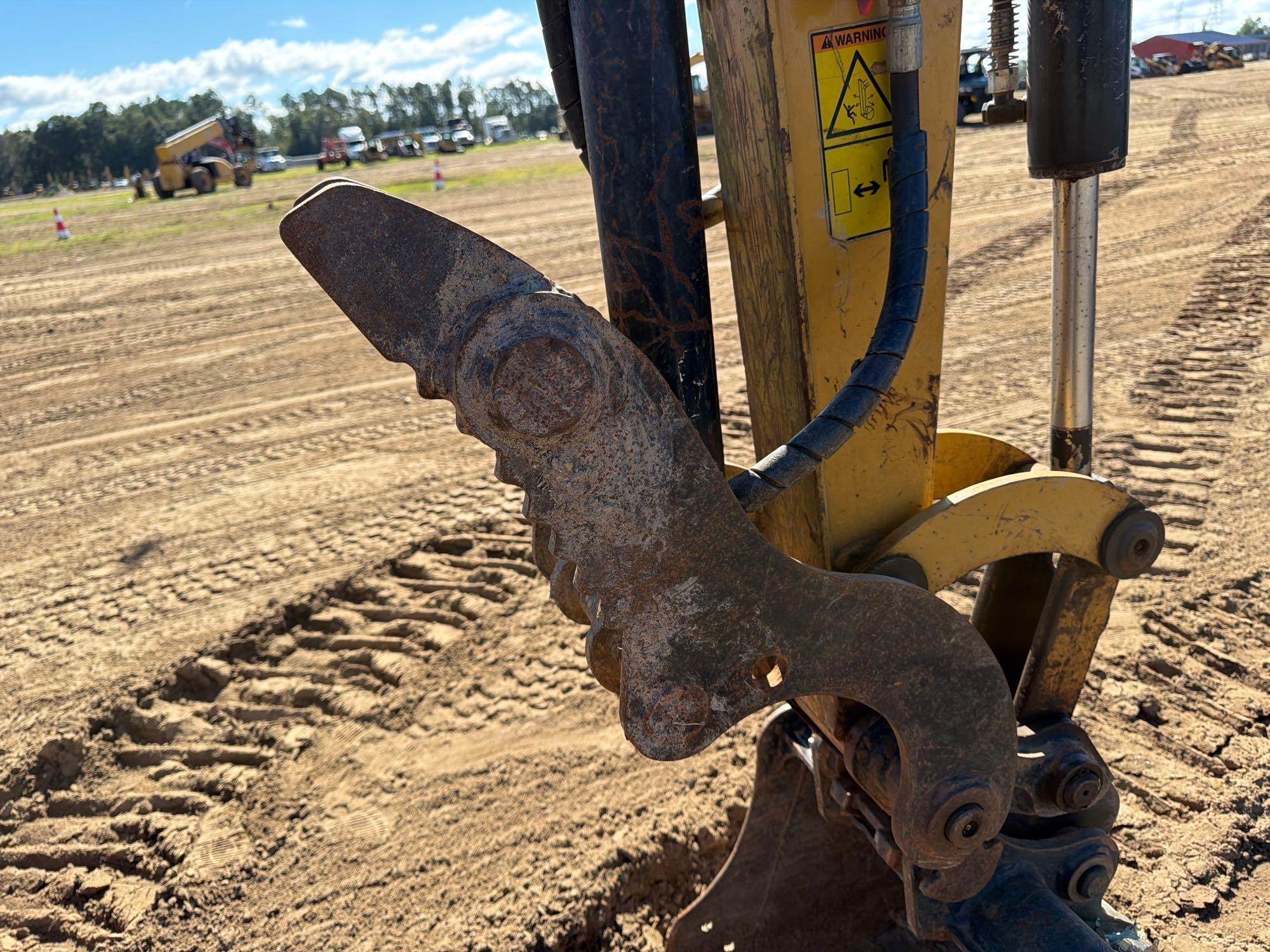 2016 Caterpillar 303.5E2CR