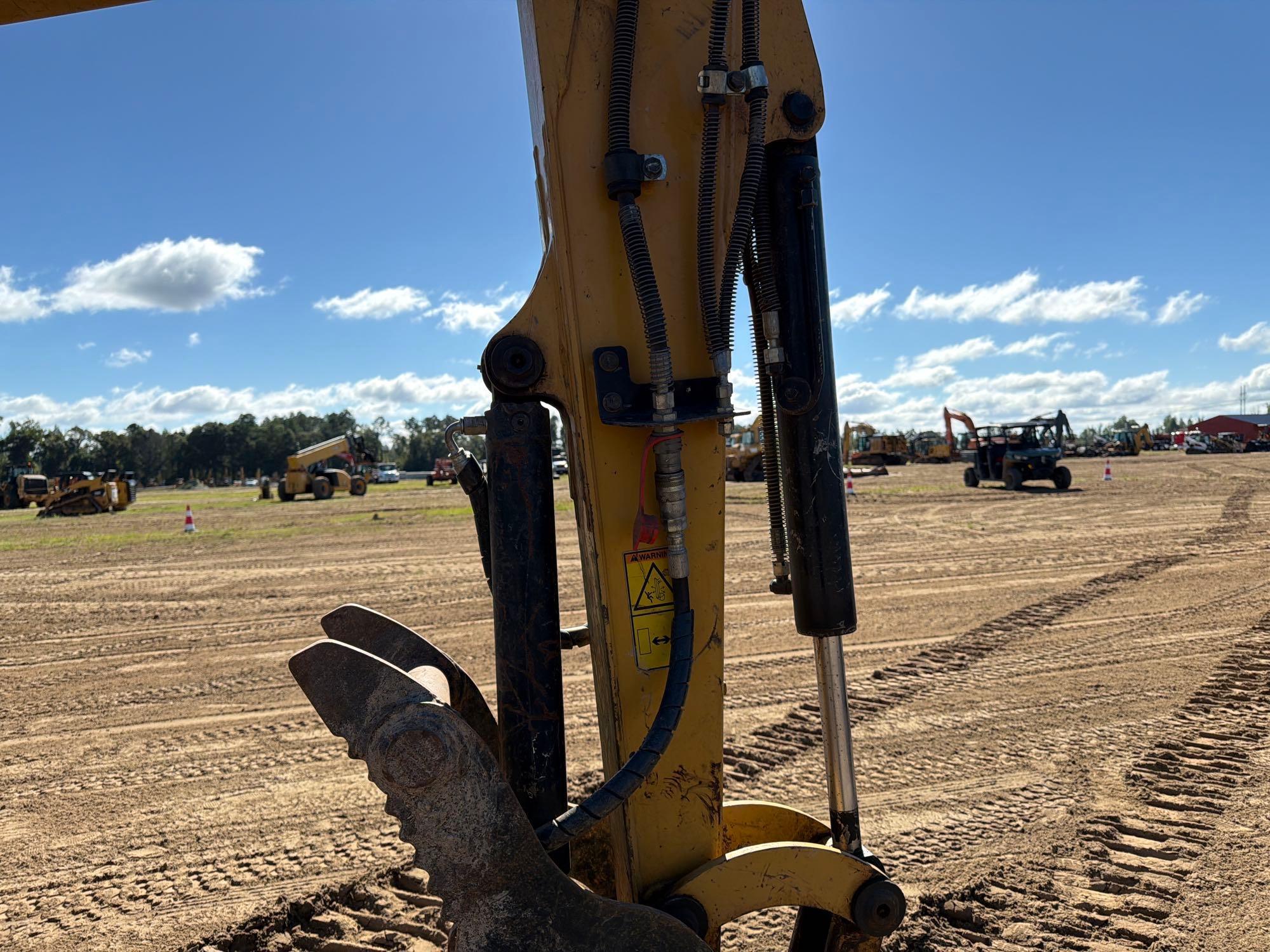 2016 Caterpillar 303.5E2CR