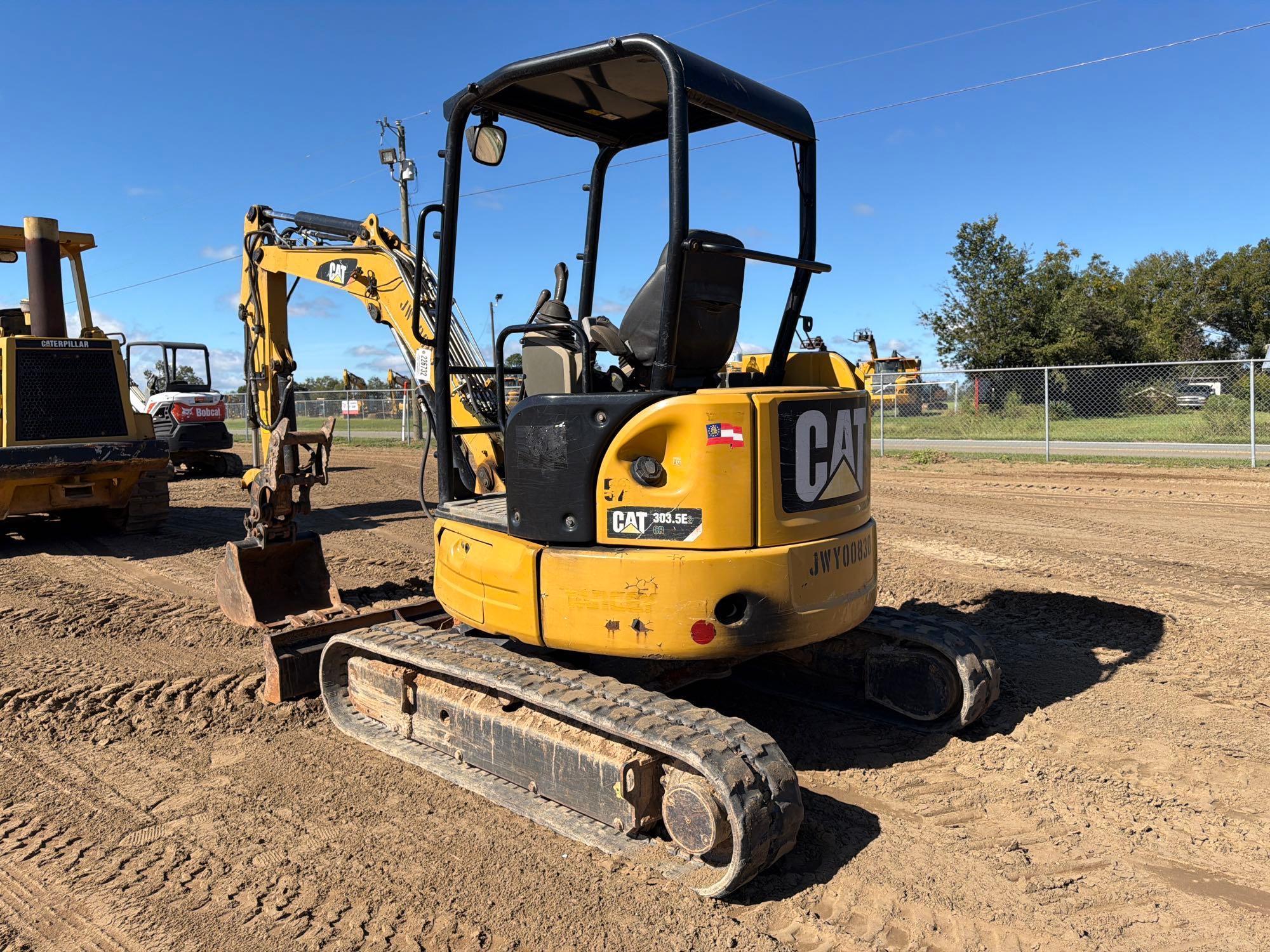 2016 Caterpillar 303.5E2CR