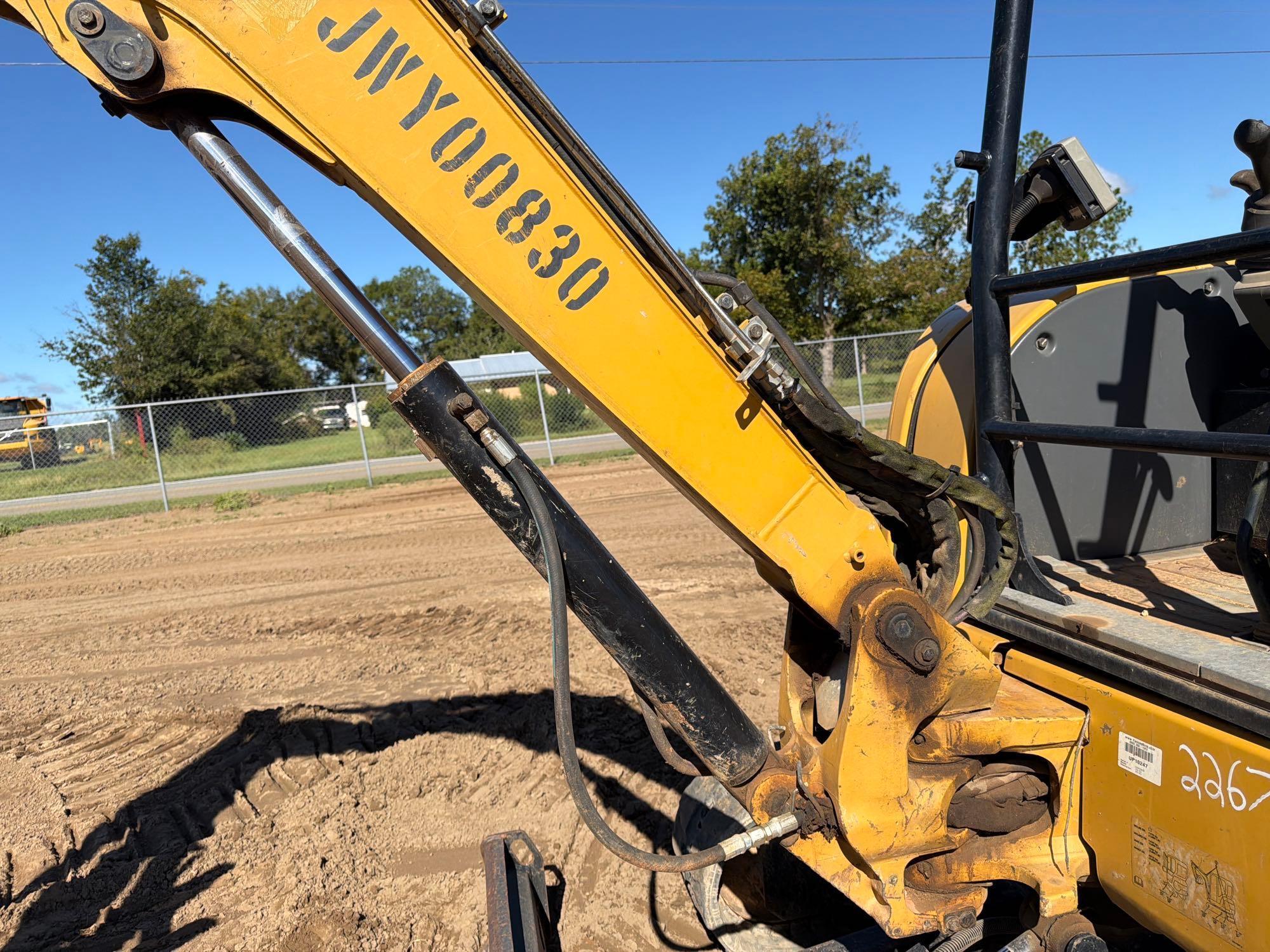 2016 Caterpillar 303.5E2CR