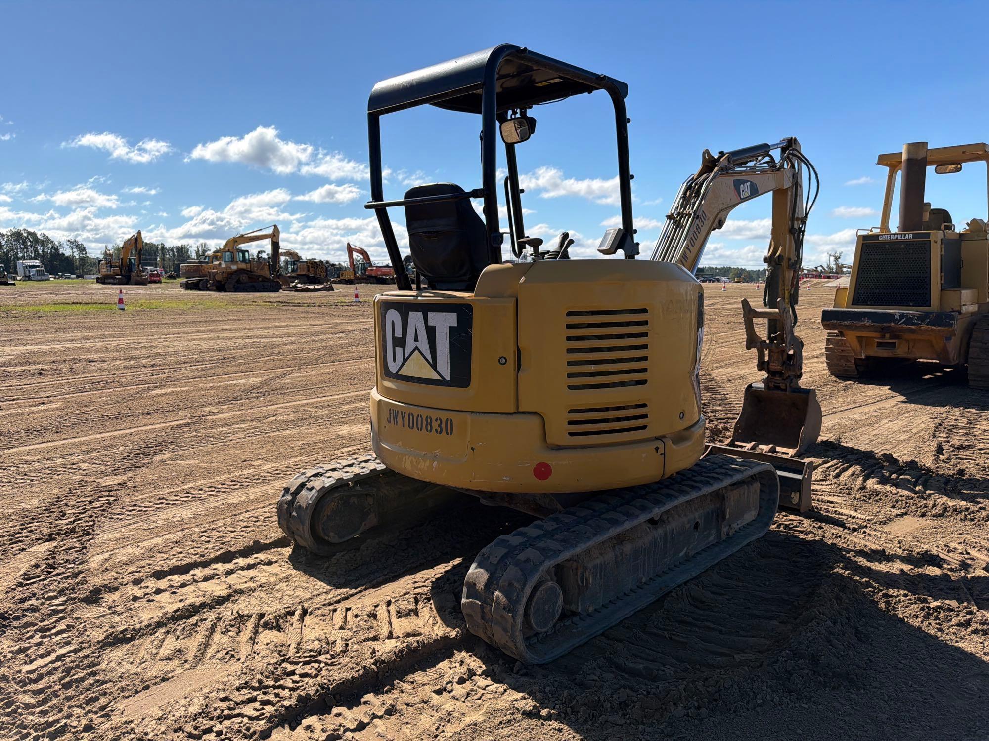 2016 Caterpillar 303.5E2CR