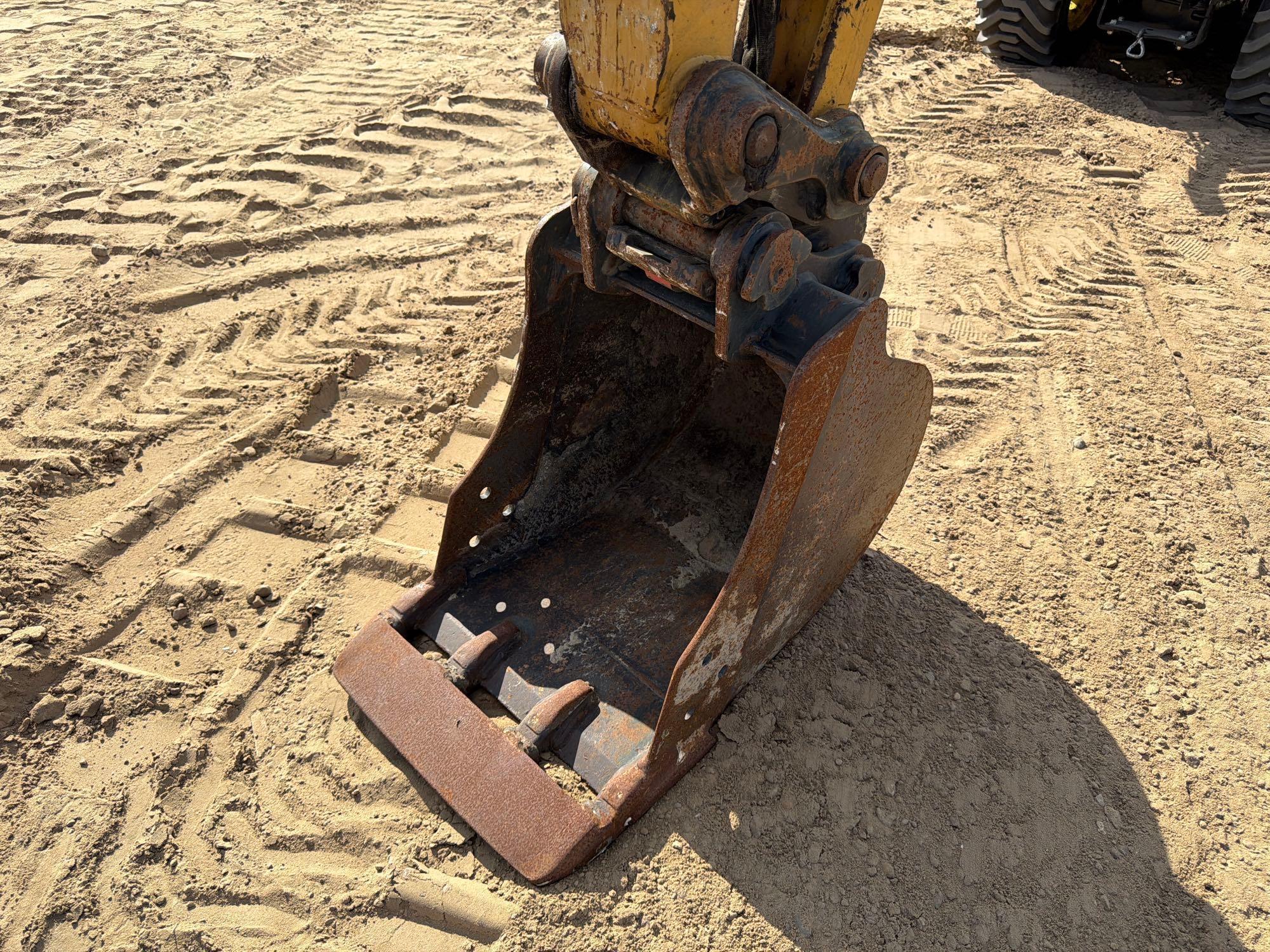 2019 Caterpillar 305.5E2CR