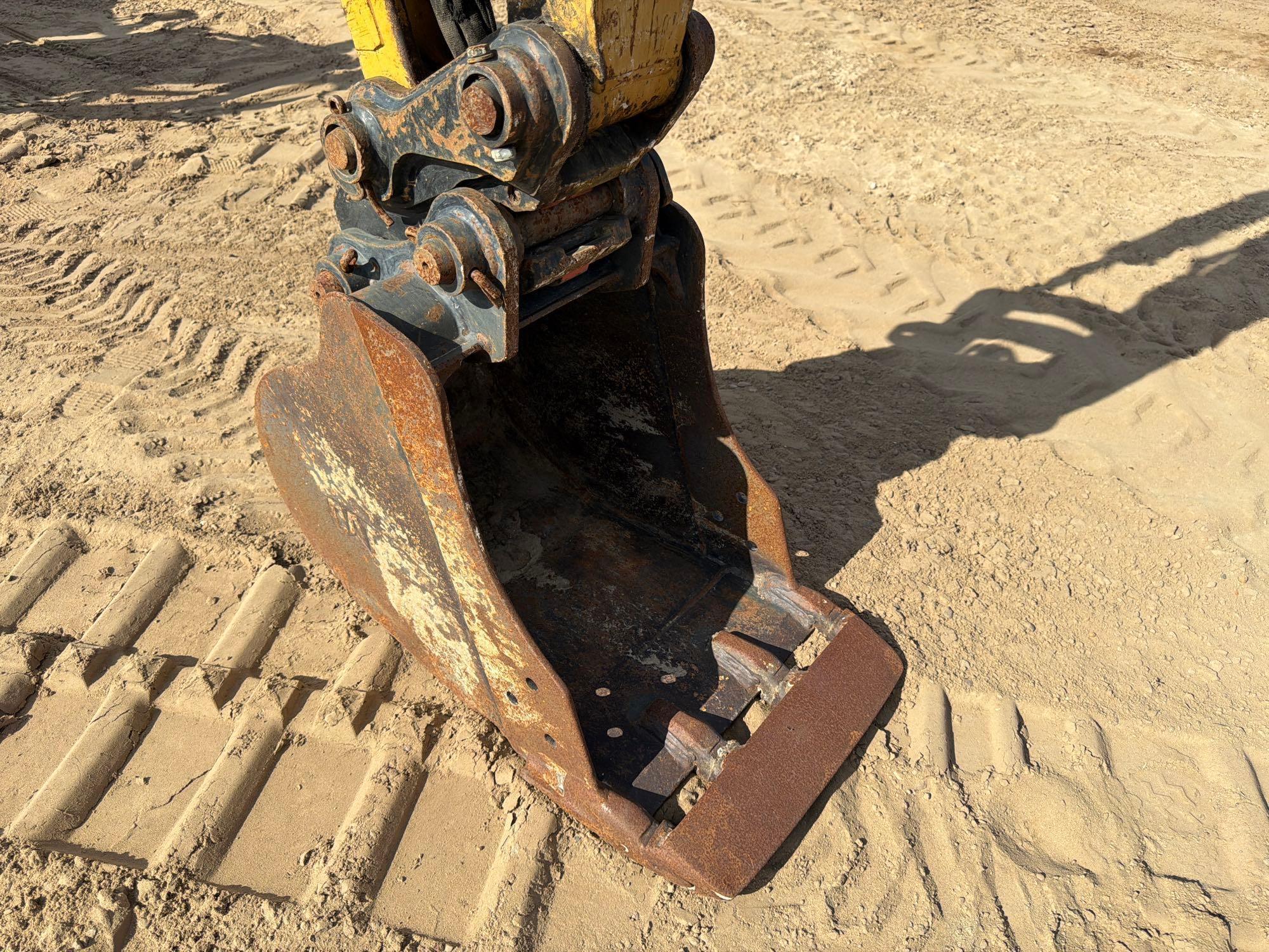 2019 Caterpillar 305.5E2CR