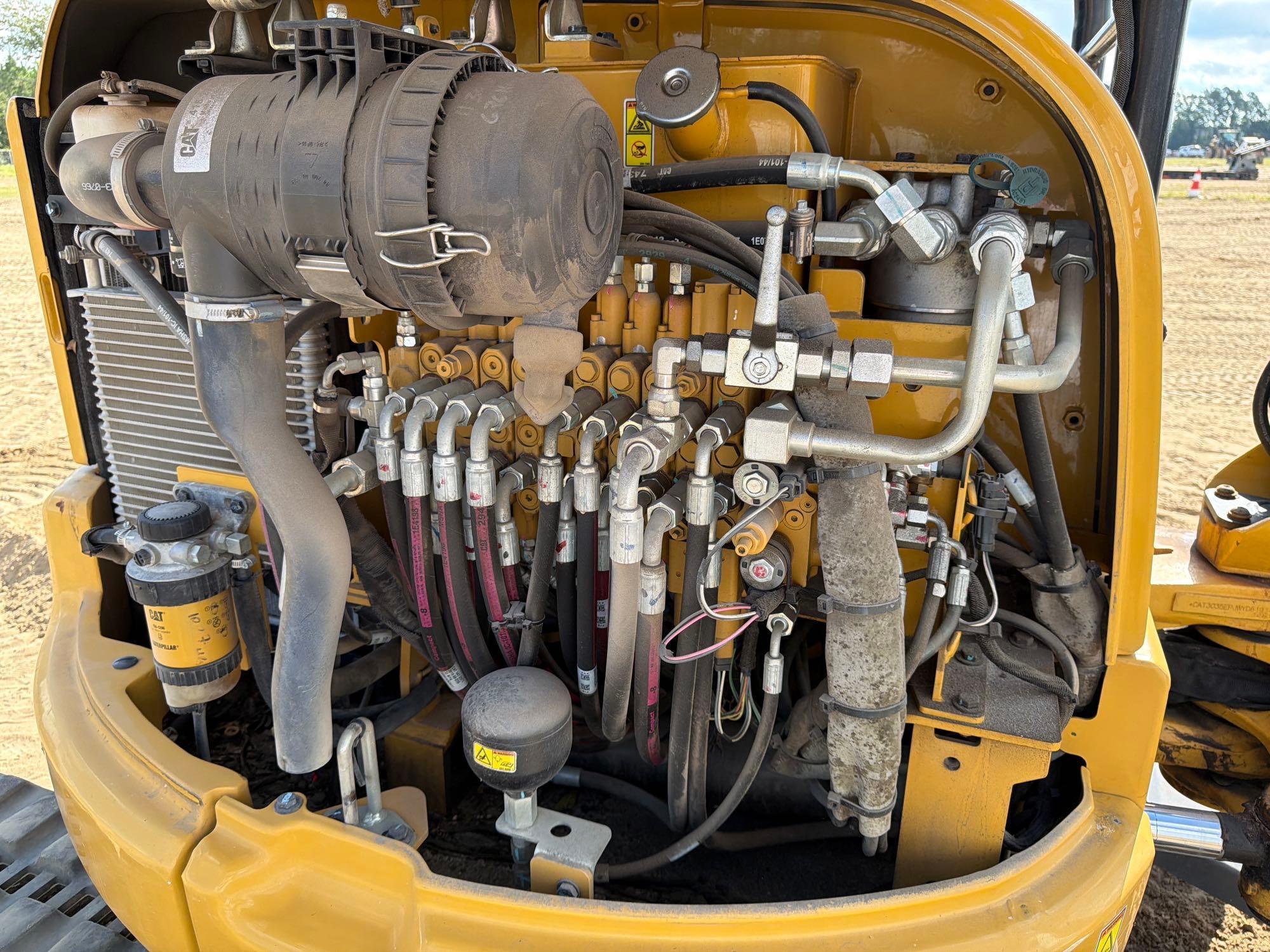 2019 Caterpillar 305.5E2CR