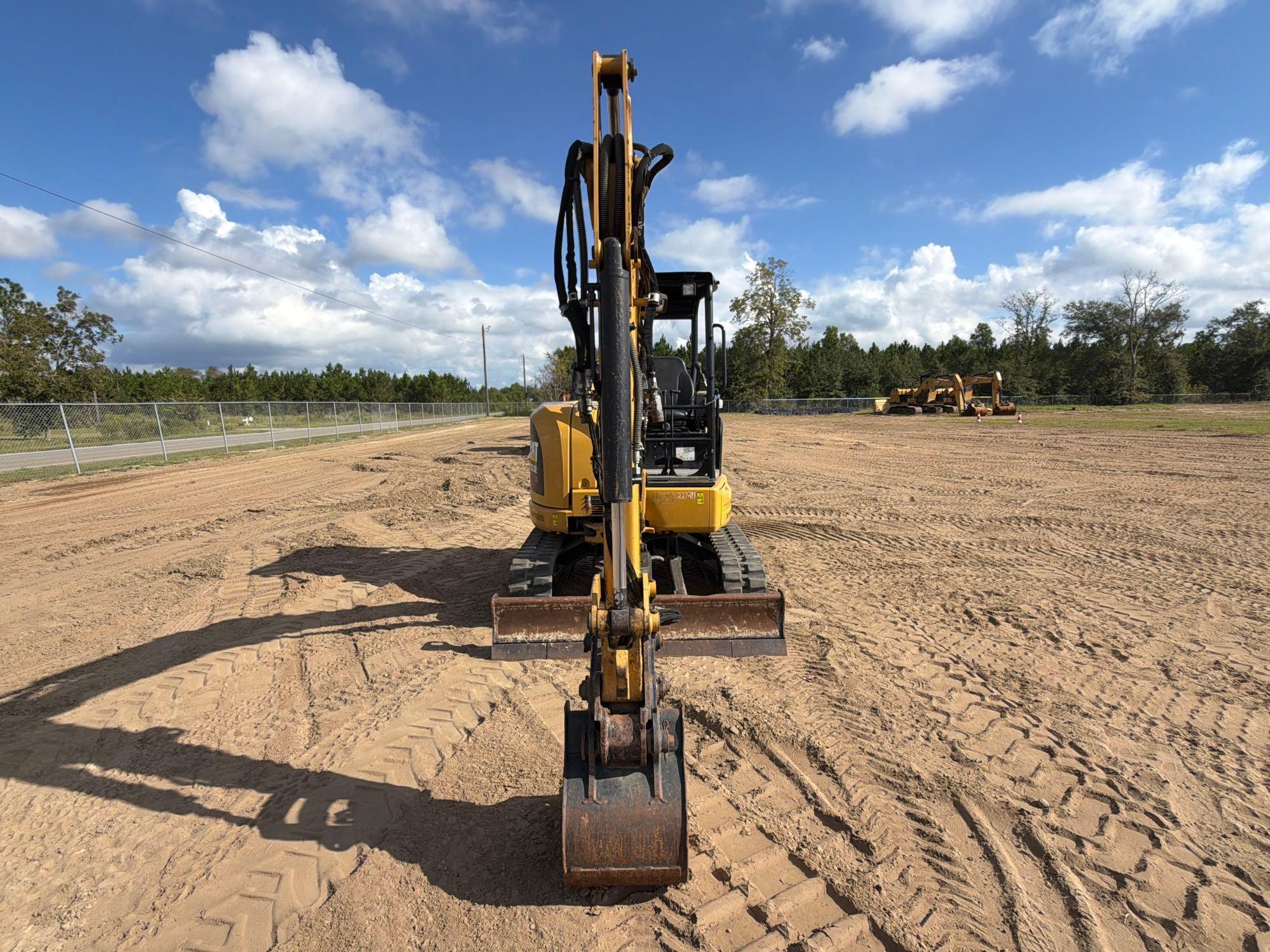 2019 Caterpillar 305.5E2CR