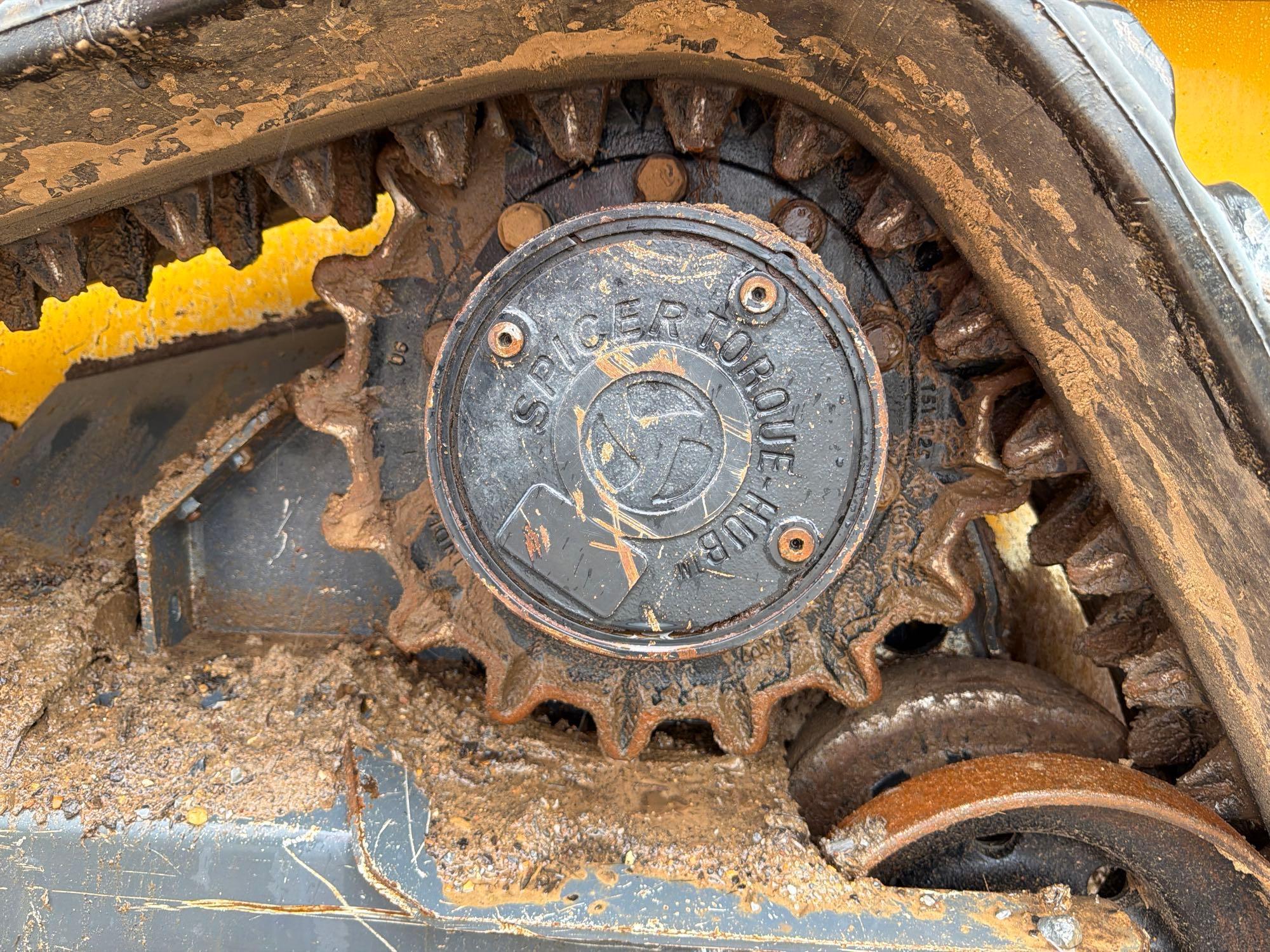 2023 John Deere 333
