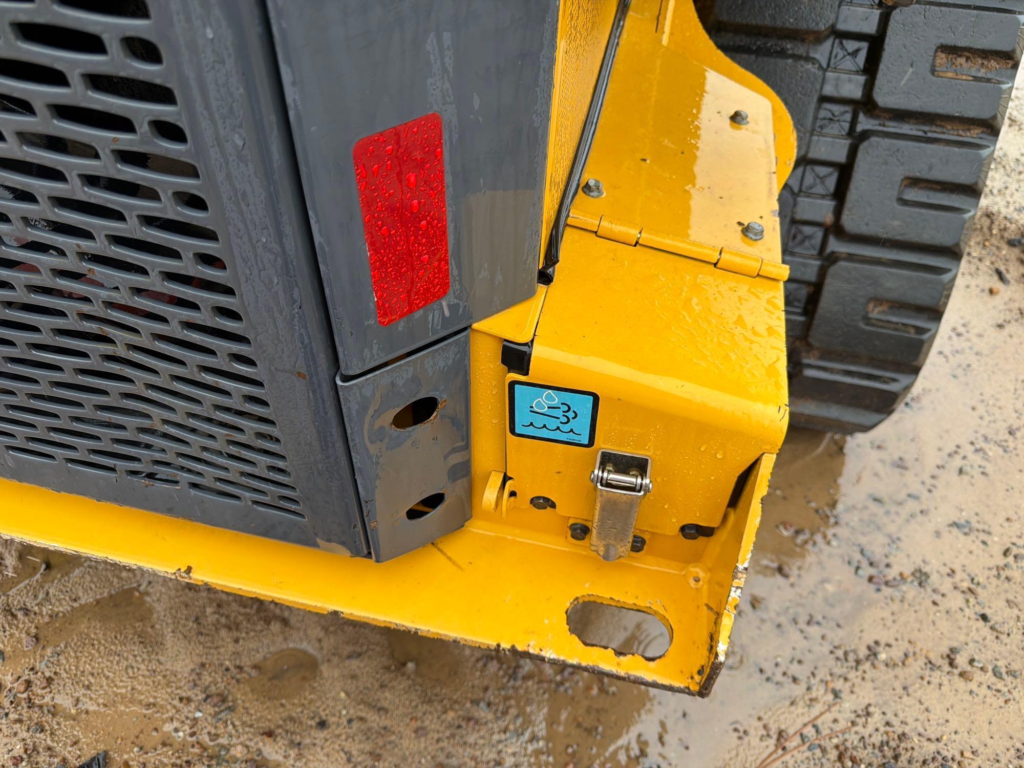 2023 John Deere 333
