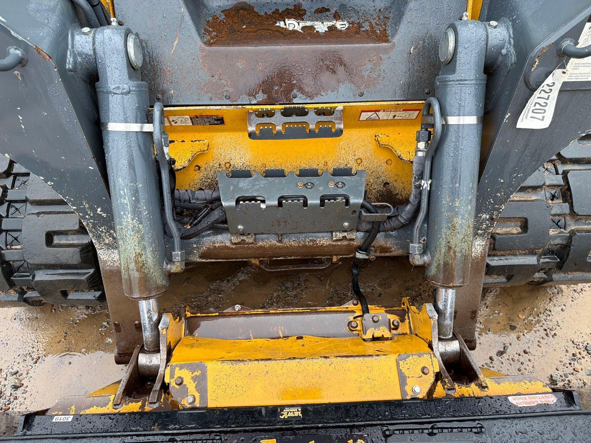 2023 John Deere 333