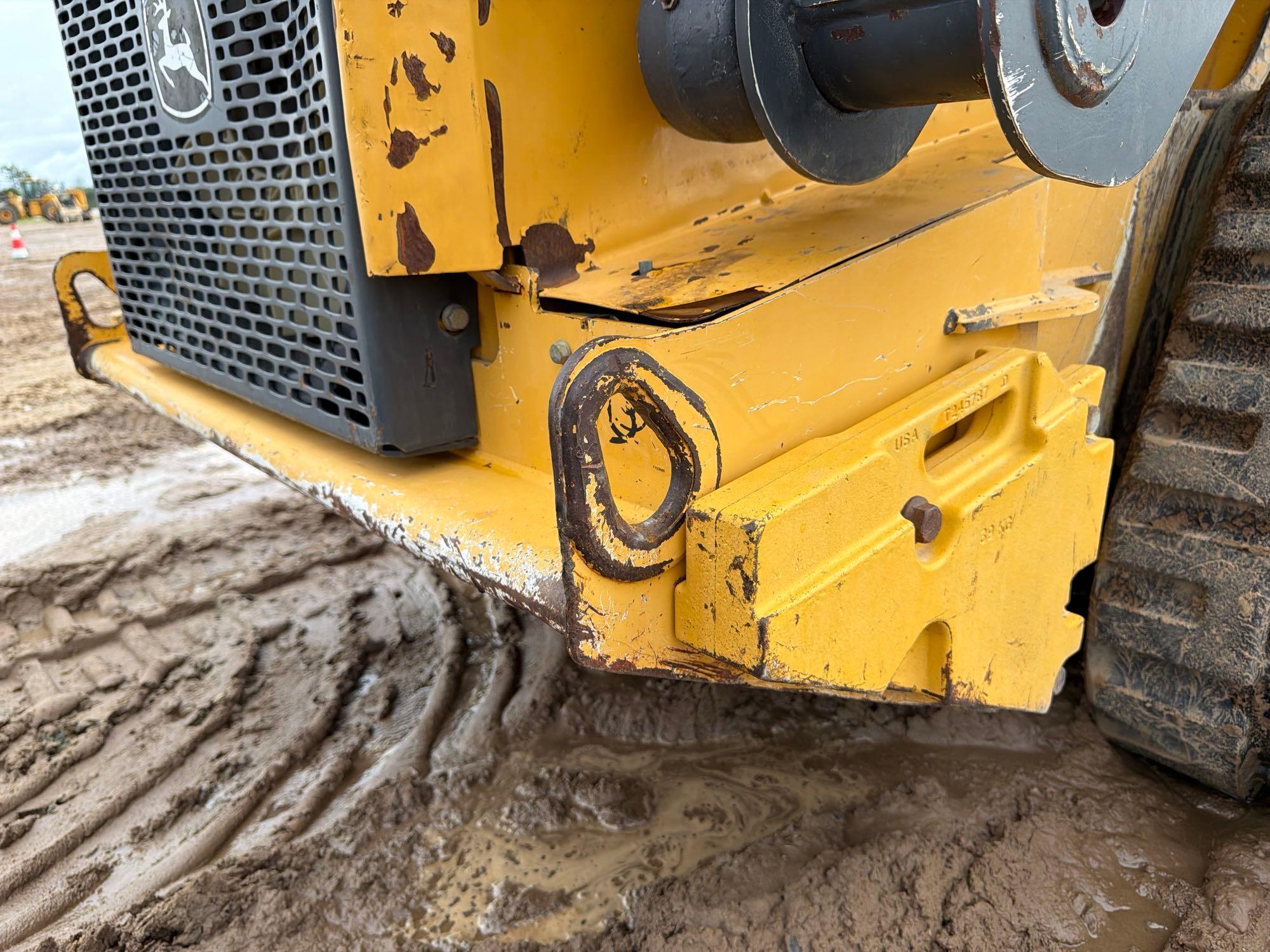 2013 John Deere 333 E