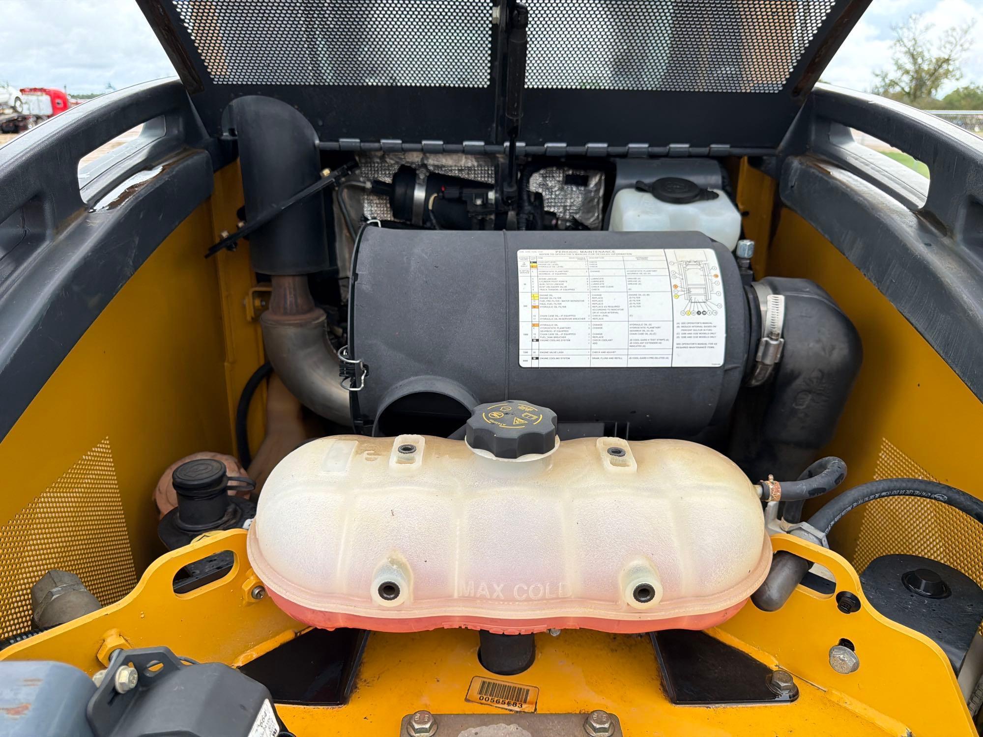 2013 John Deere 333 E
