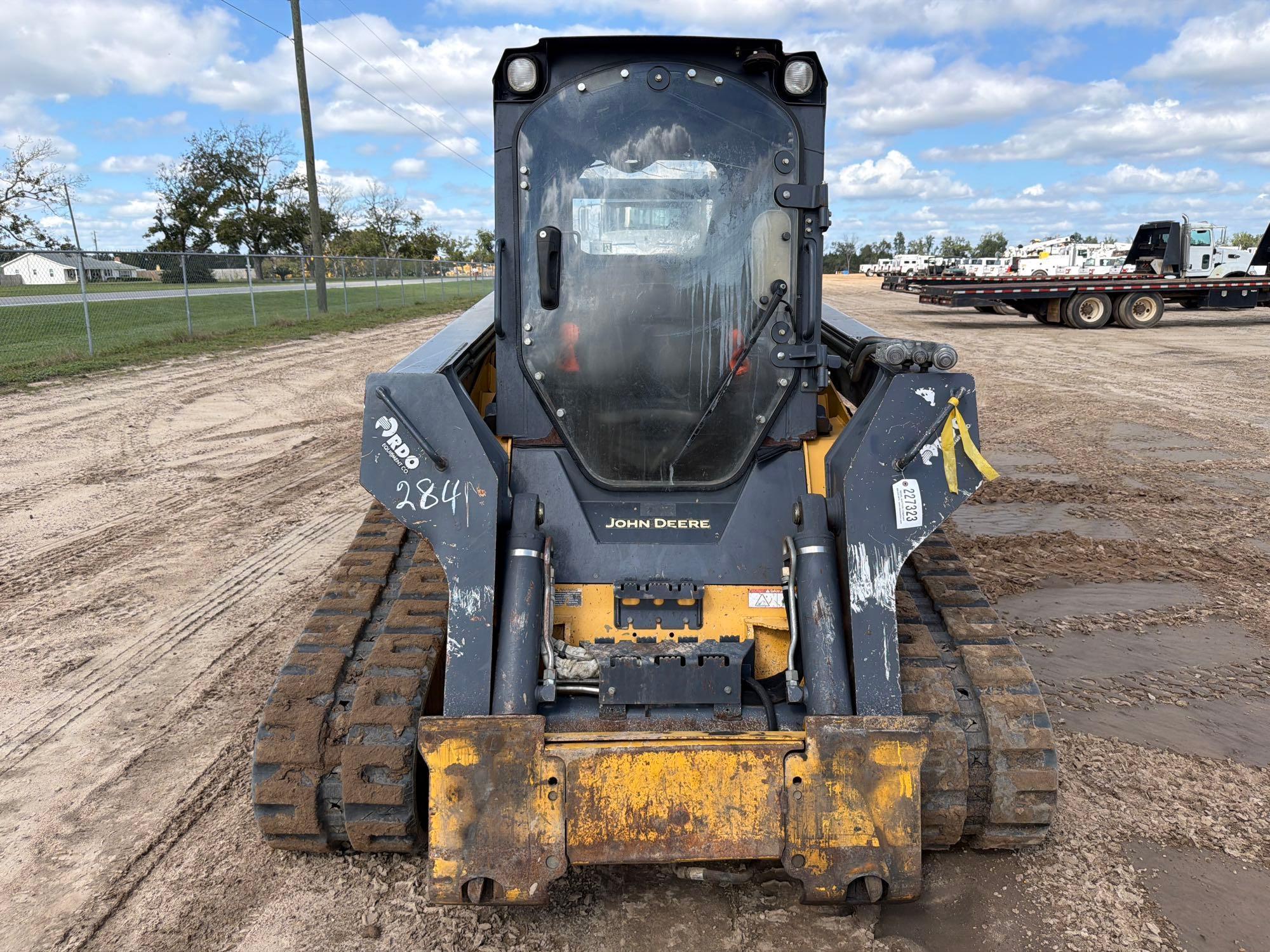 2013 John Deere 333 E