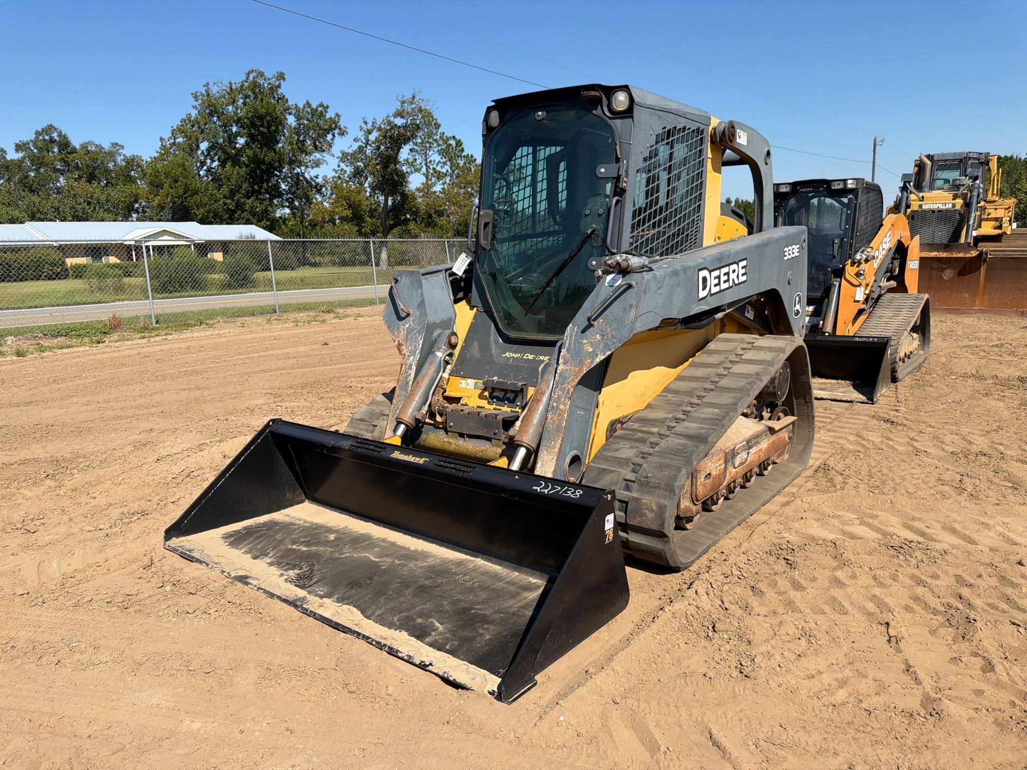 2014 John Deere 333 E