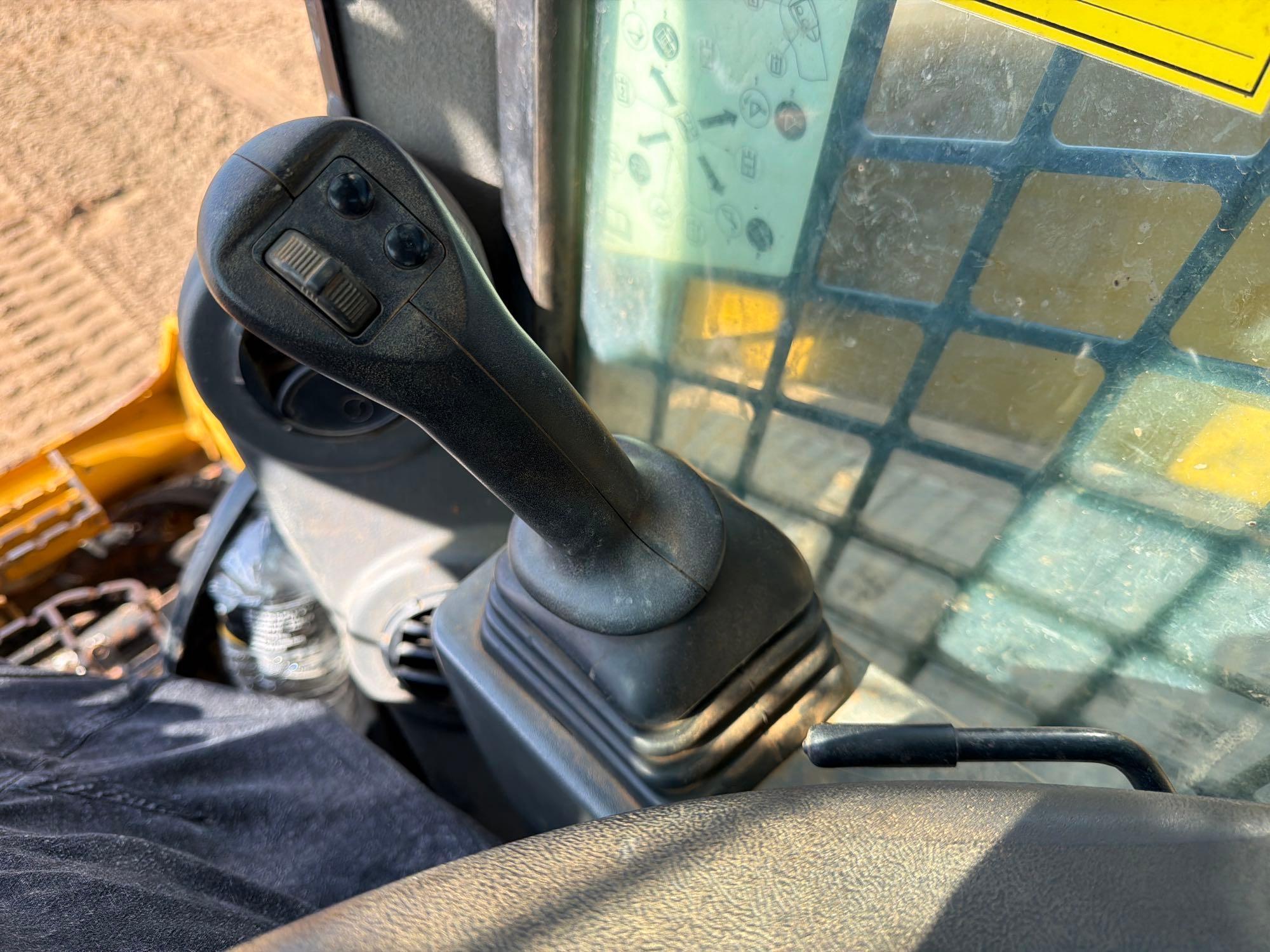 2022 Caterpillar 289D