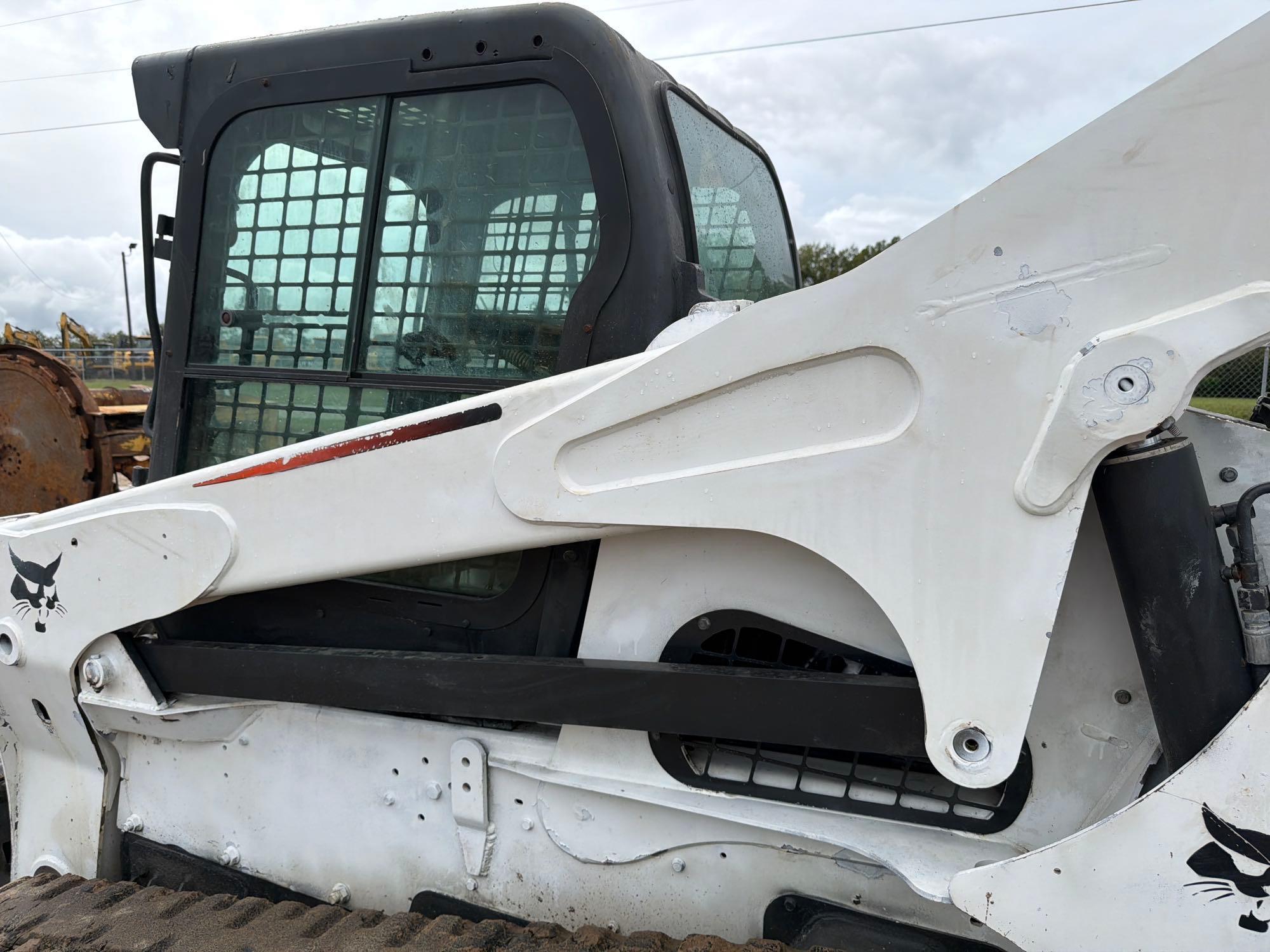 2014 Bobcat RT870
