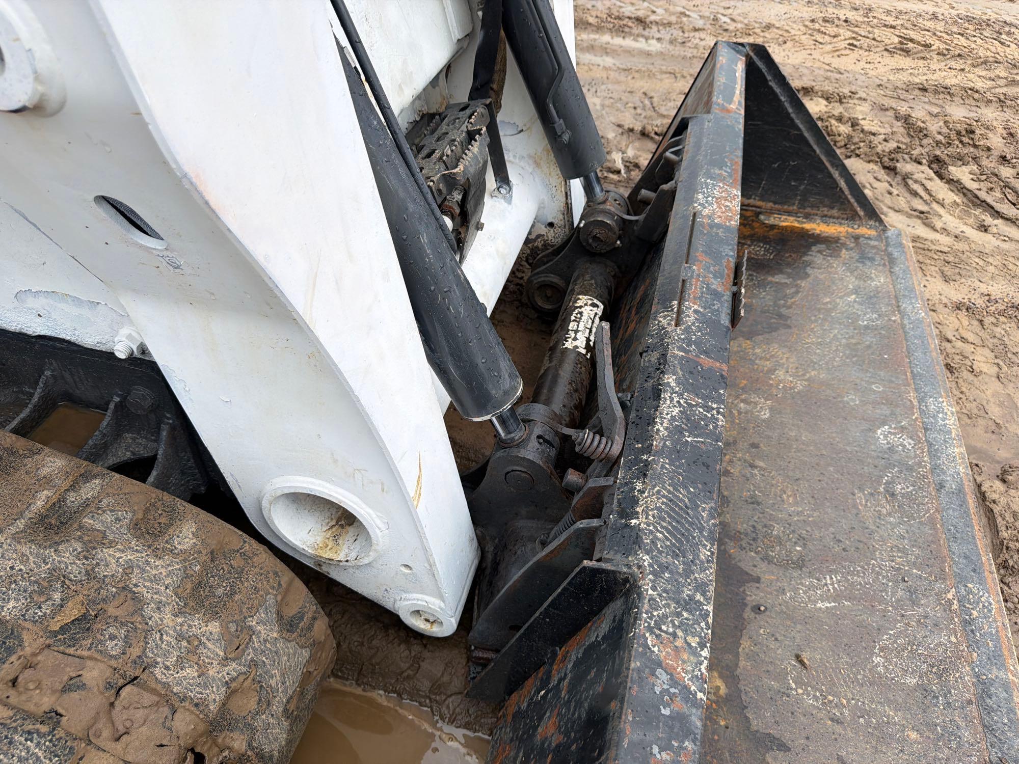 2014 Bobcat RT870