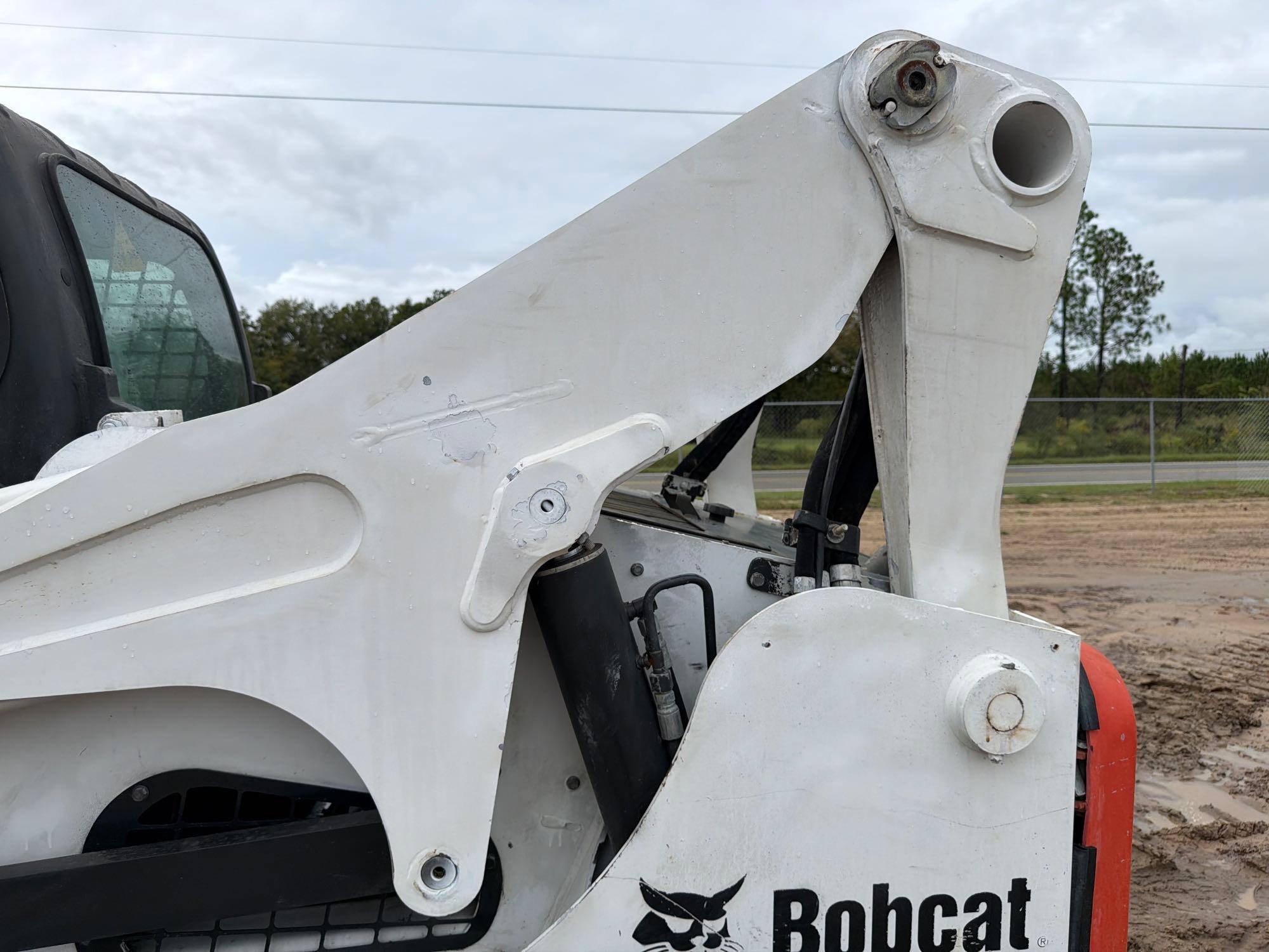 2014 Bobcat RT870
