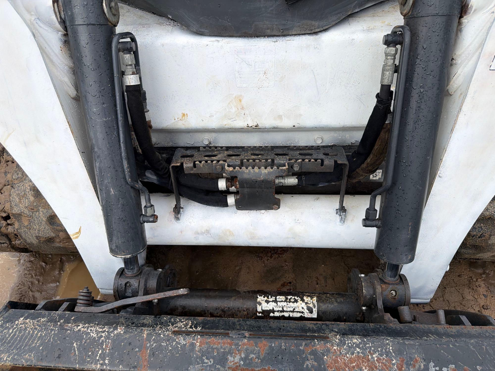 2014 Bobcat RT870