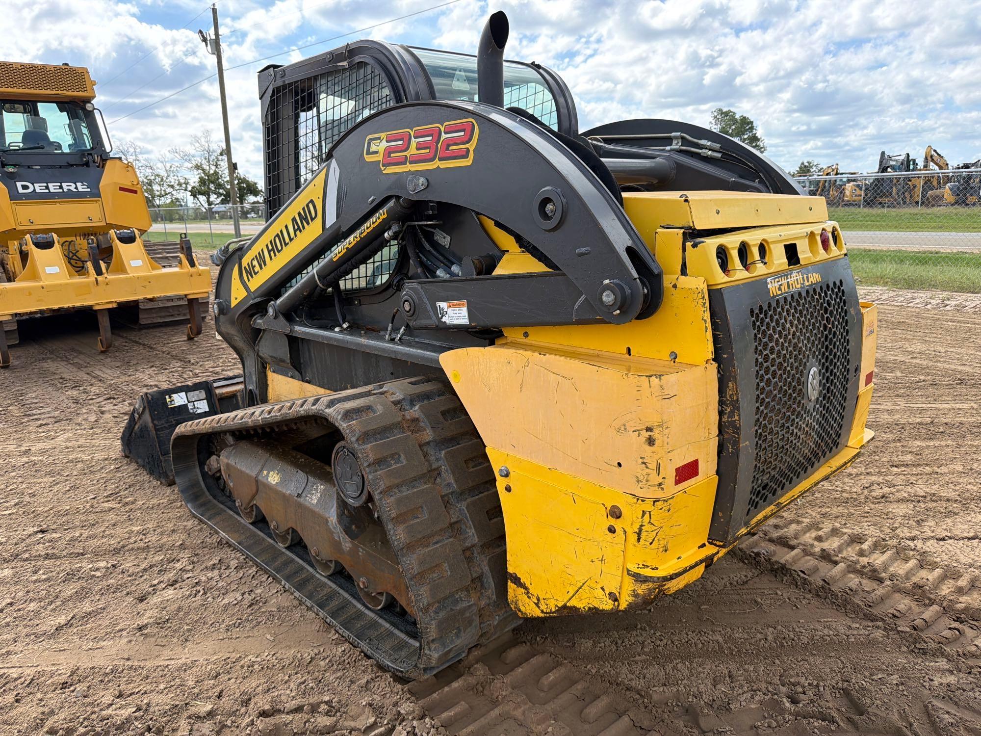 2019 New Holland C232
