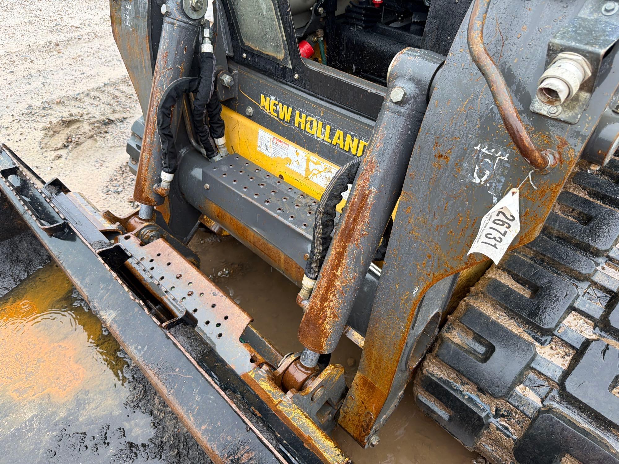 2019 New Holland C232