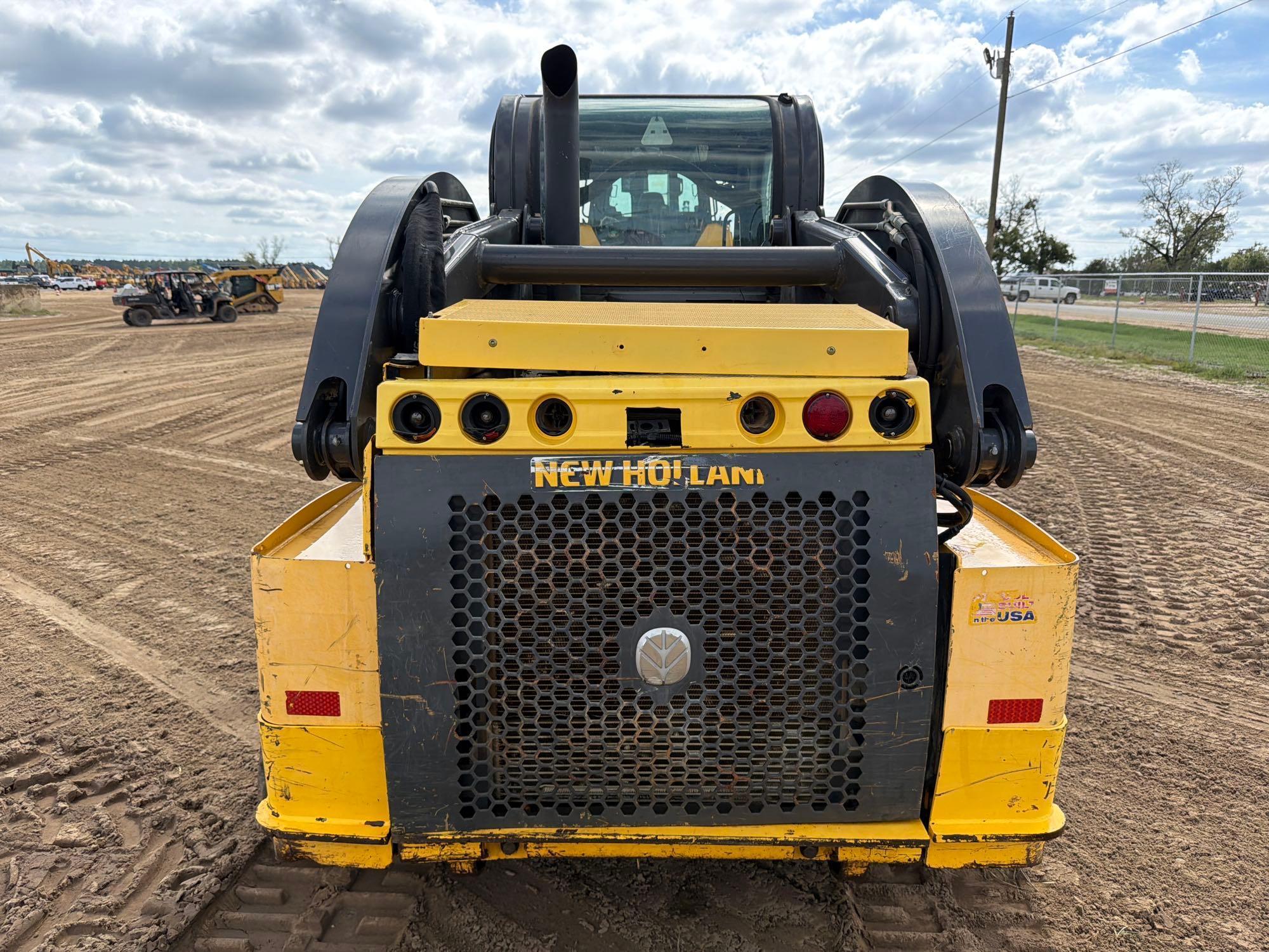 2019 New Holland C232