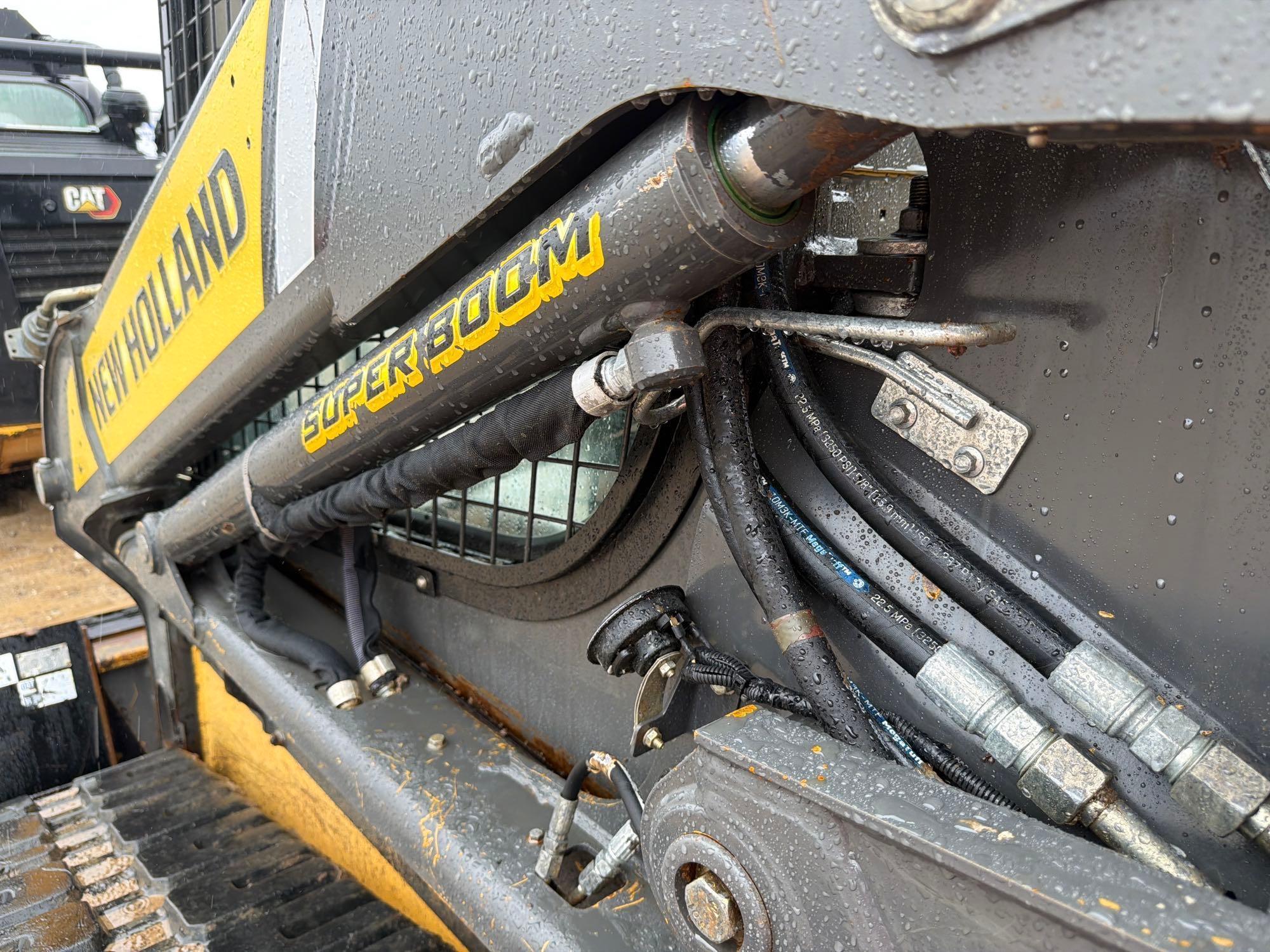 2019 New Holland C232