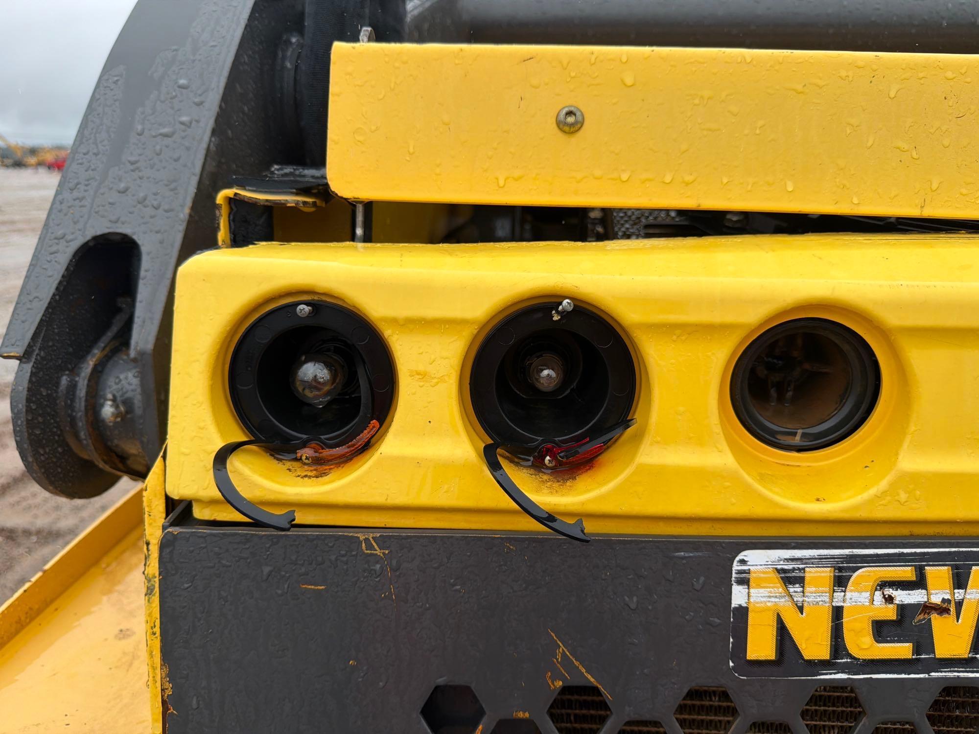 2019 New Holland C232