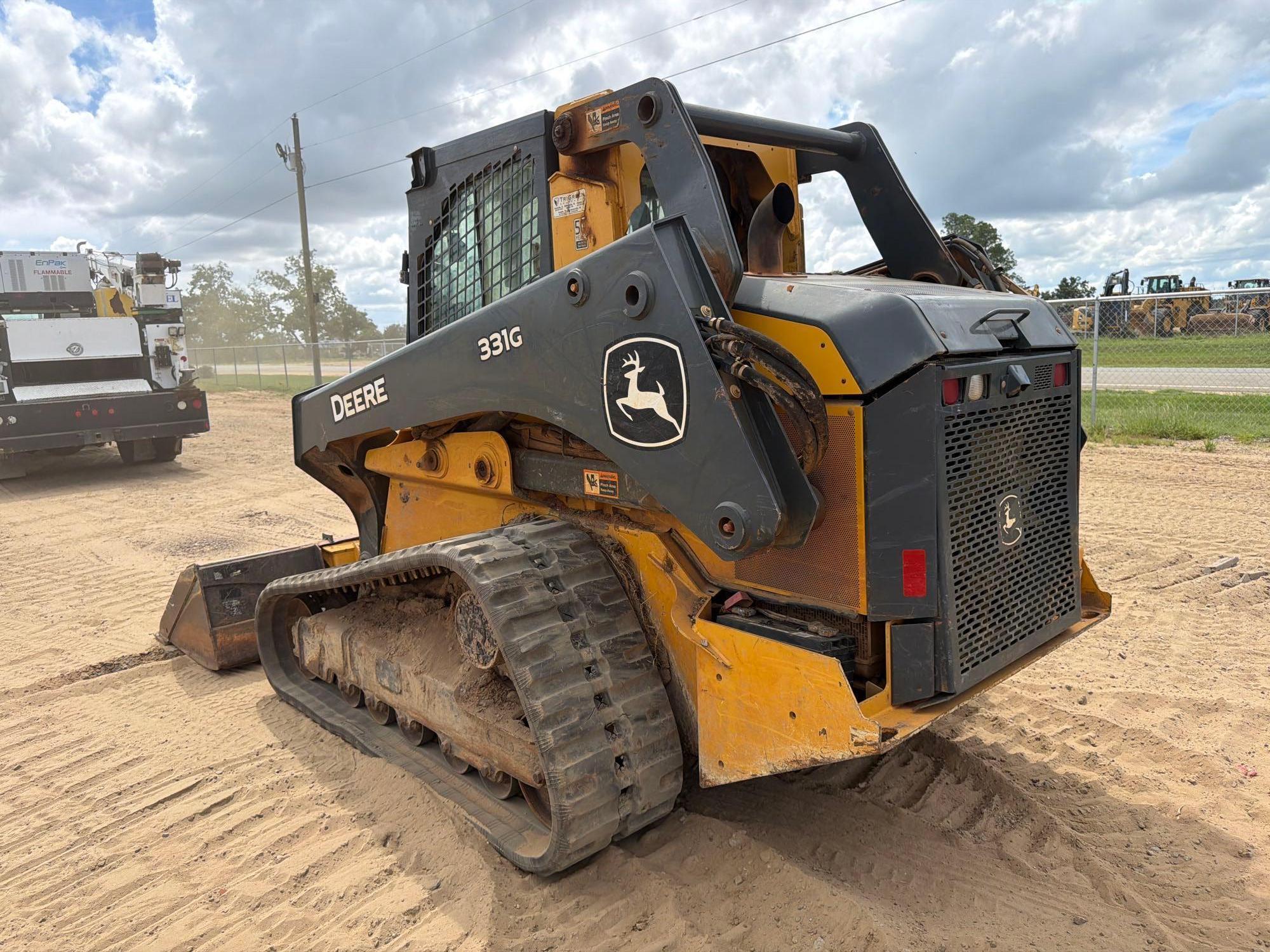 2020 John Deere 331G