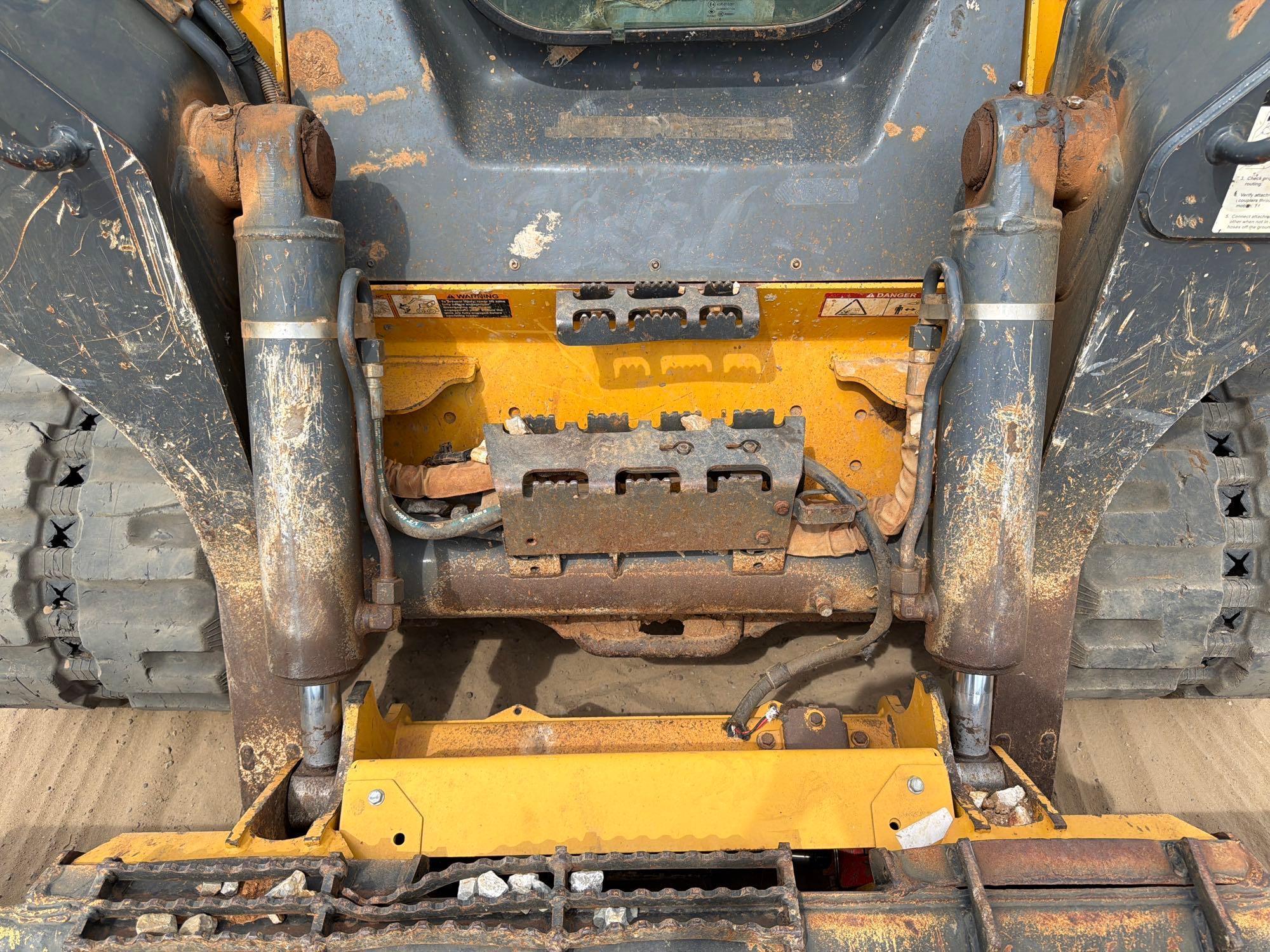 2020 John Deere 331G