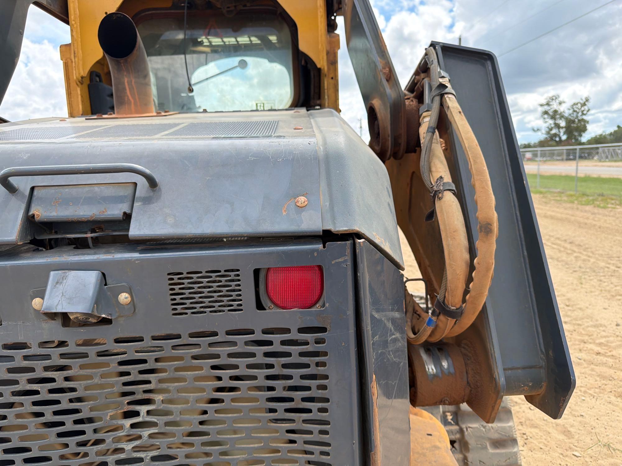 2020 John Deere 331G