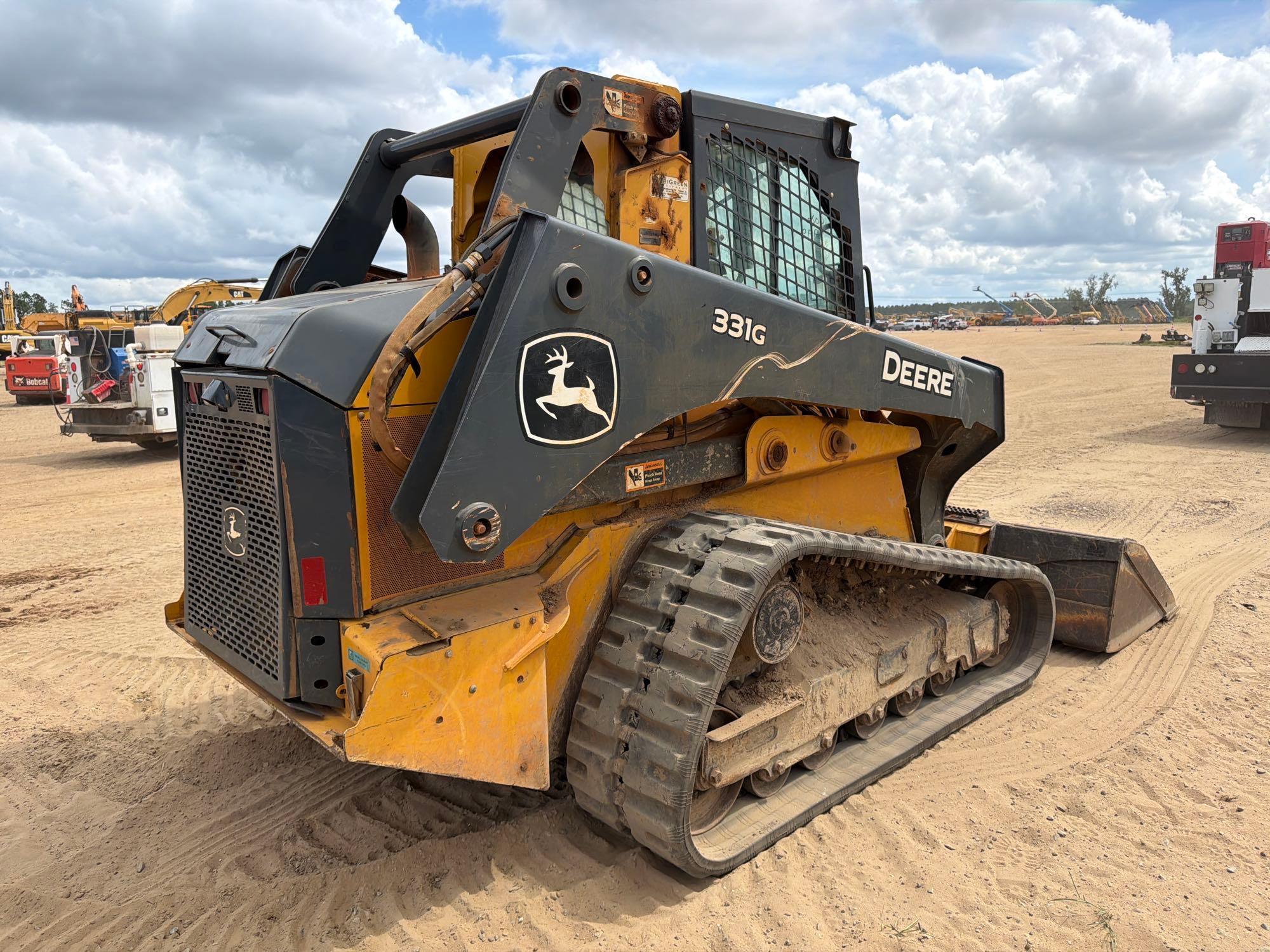 2020 John Deere 331G