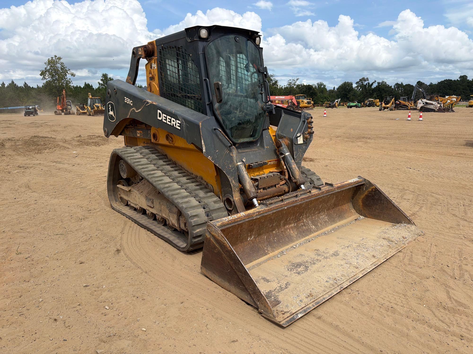 2020 John Deere 331G