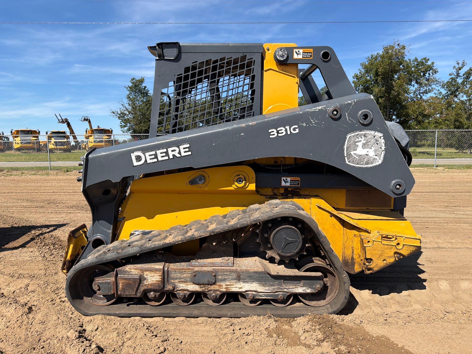 2022 John Deere 331G