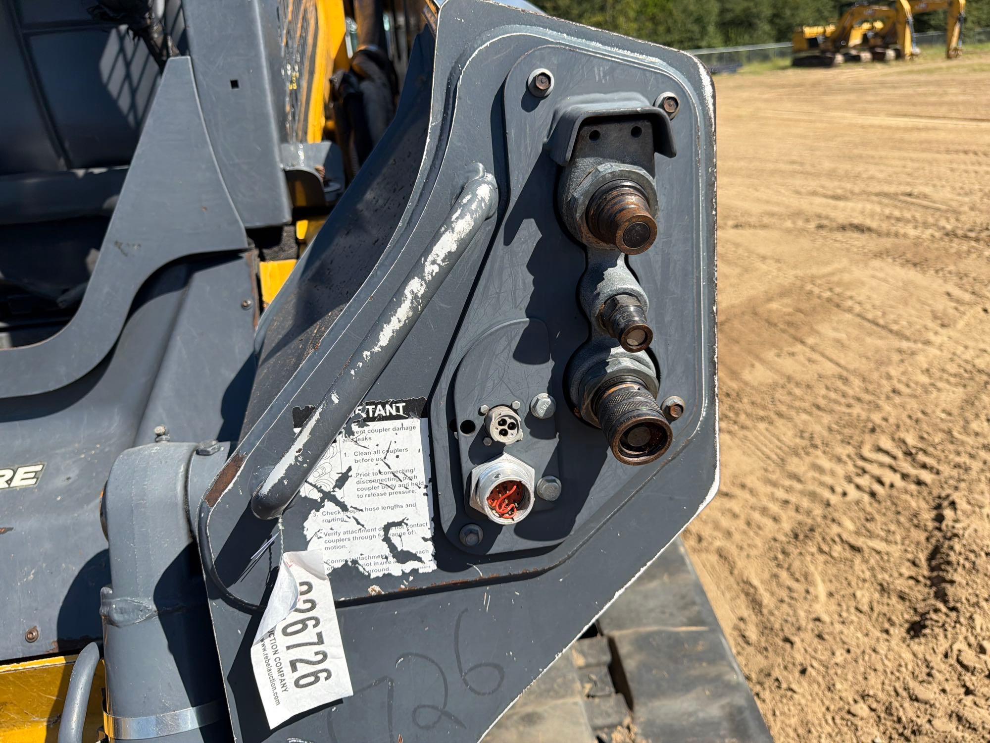 2022 John Deere 331G