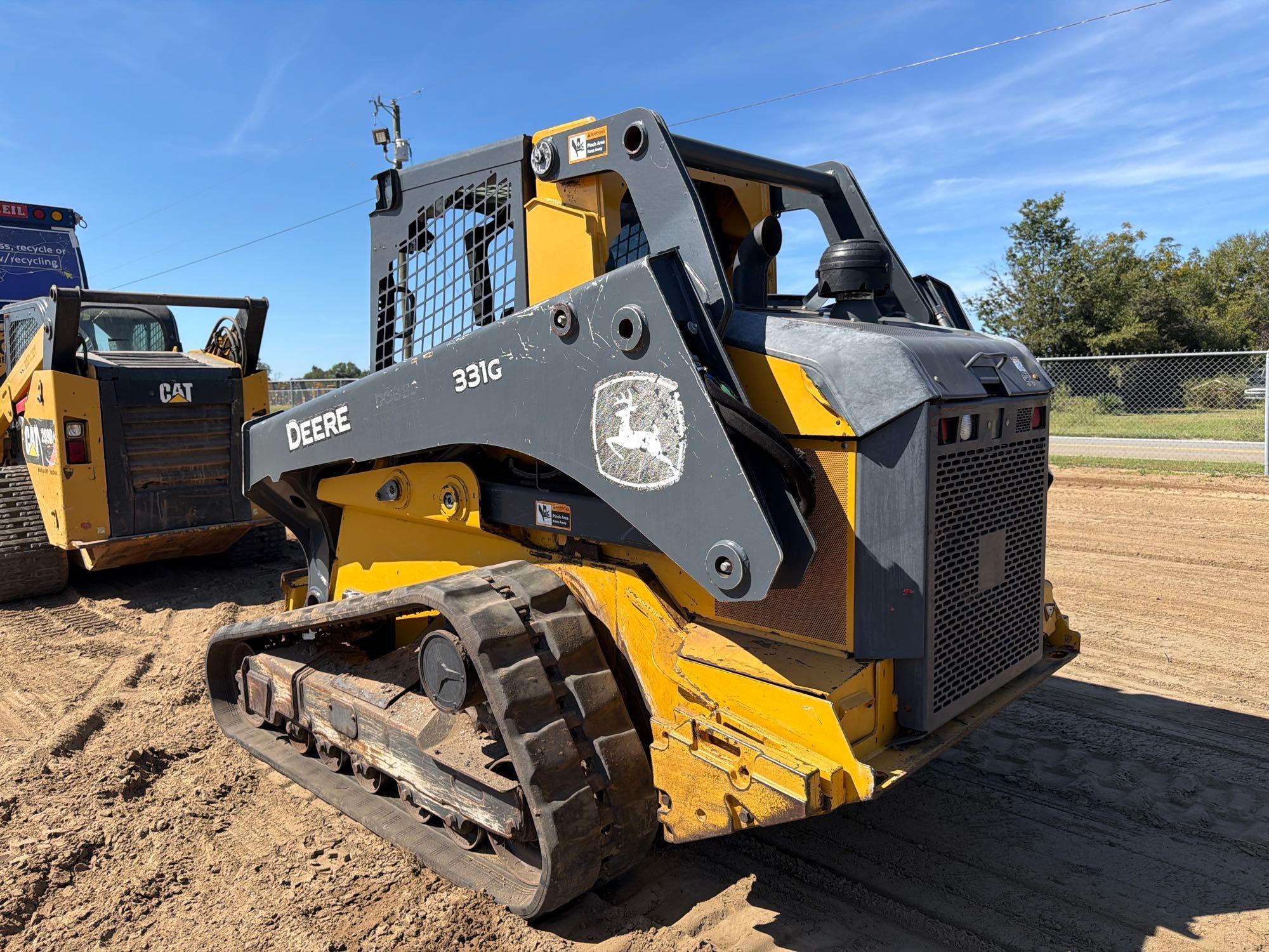 2022 John Deere 331G