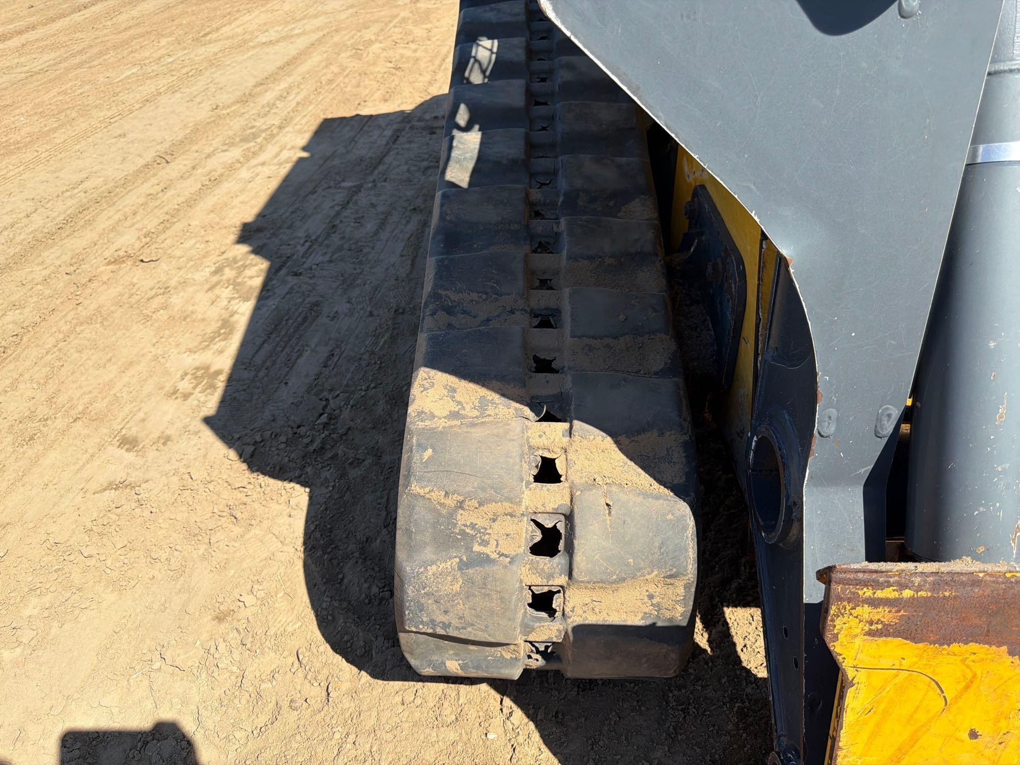 2022 John Deere 331G
