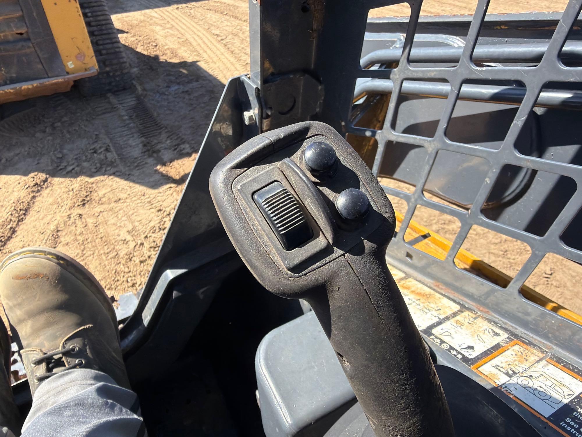 2022 John Deere 331G