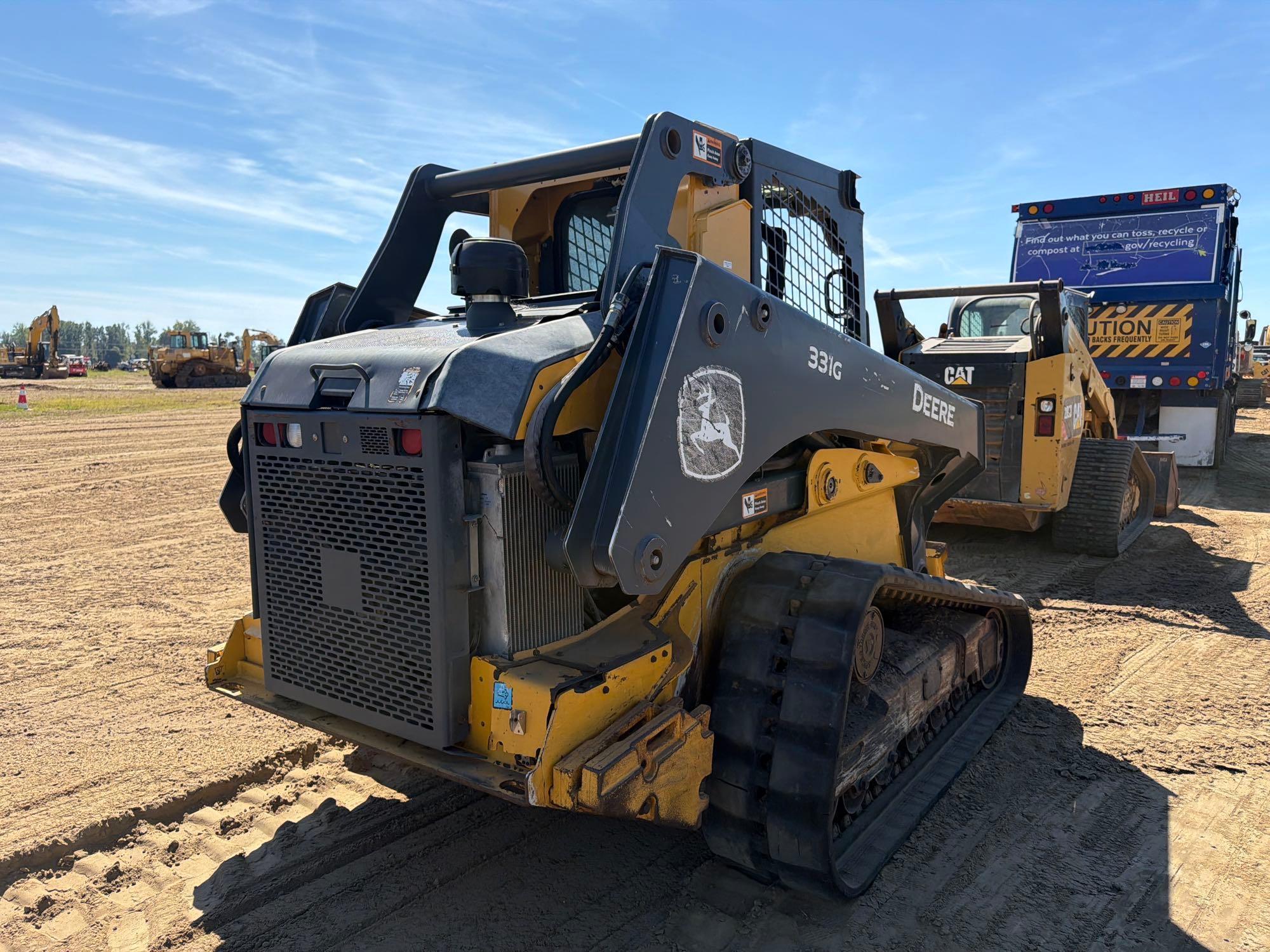 2022 John Deere 331G