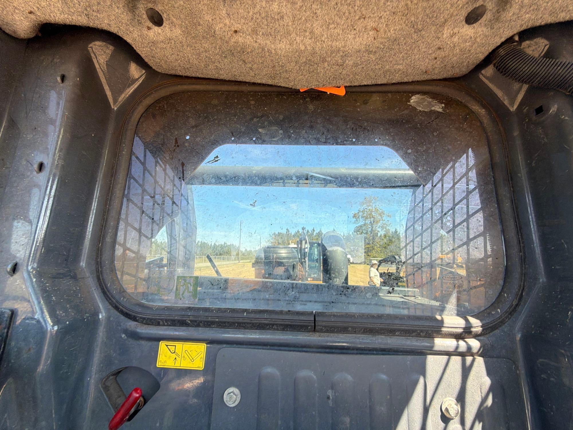 2022 John Deere 331G