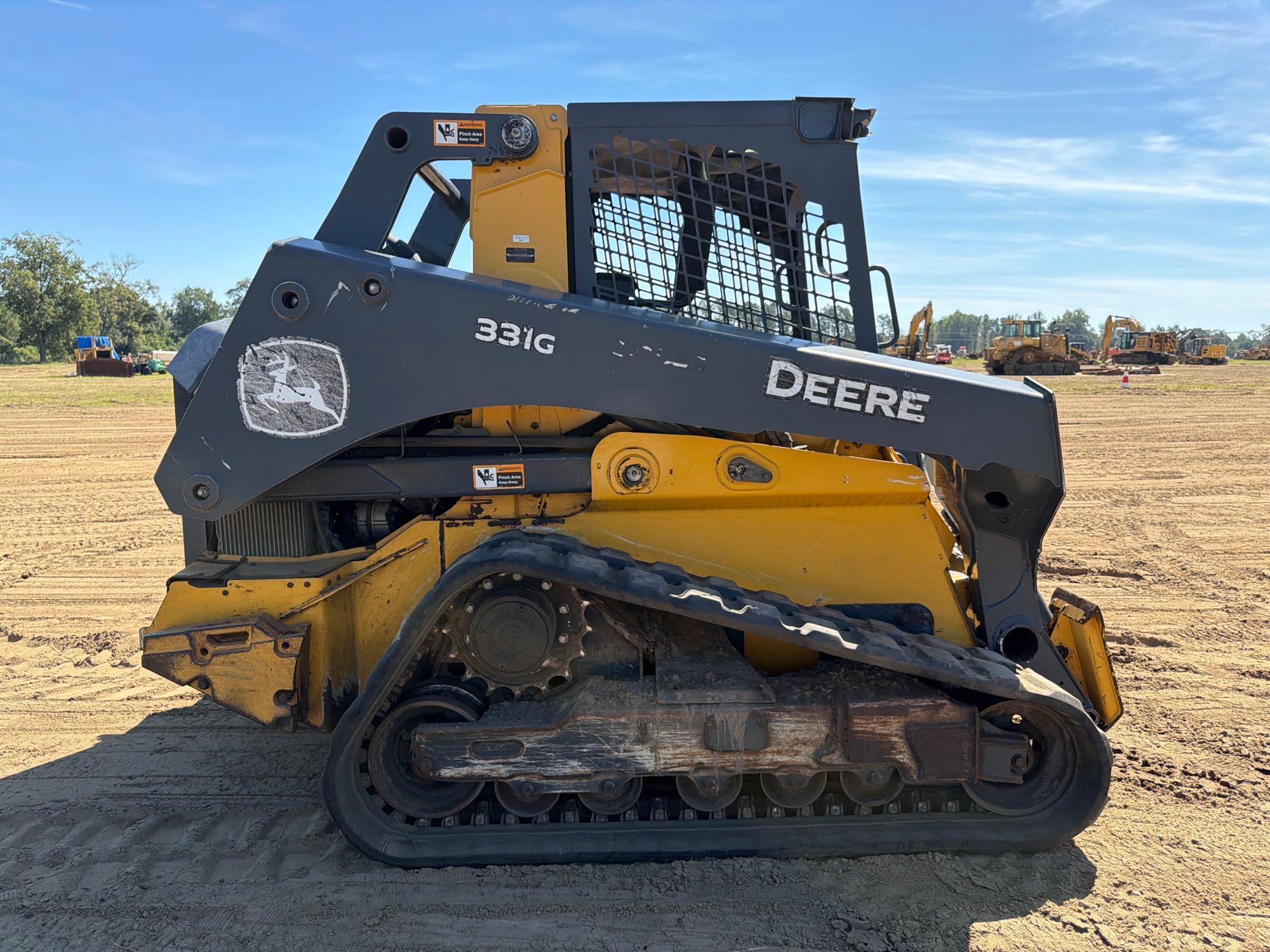 2022 John Deere 331G
